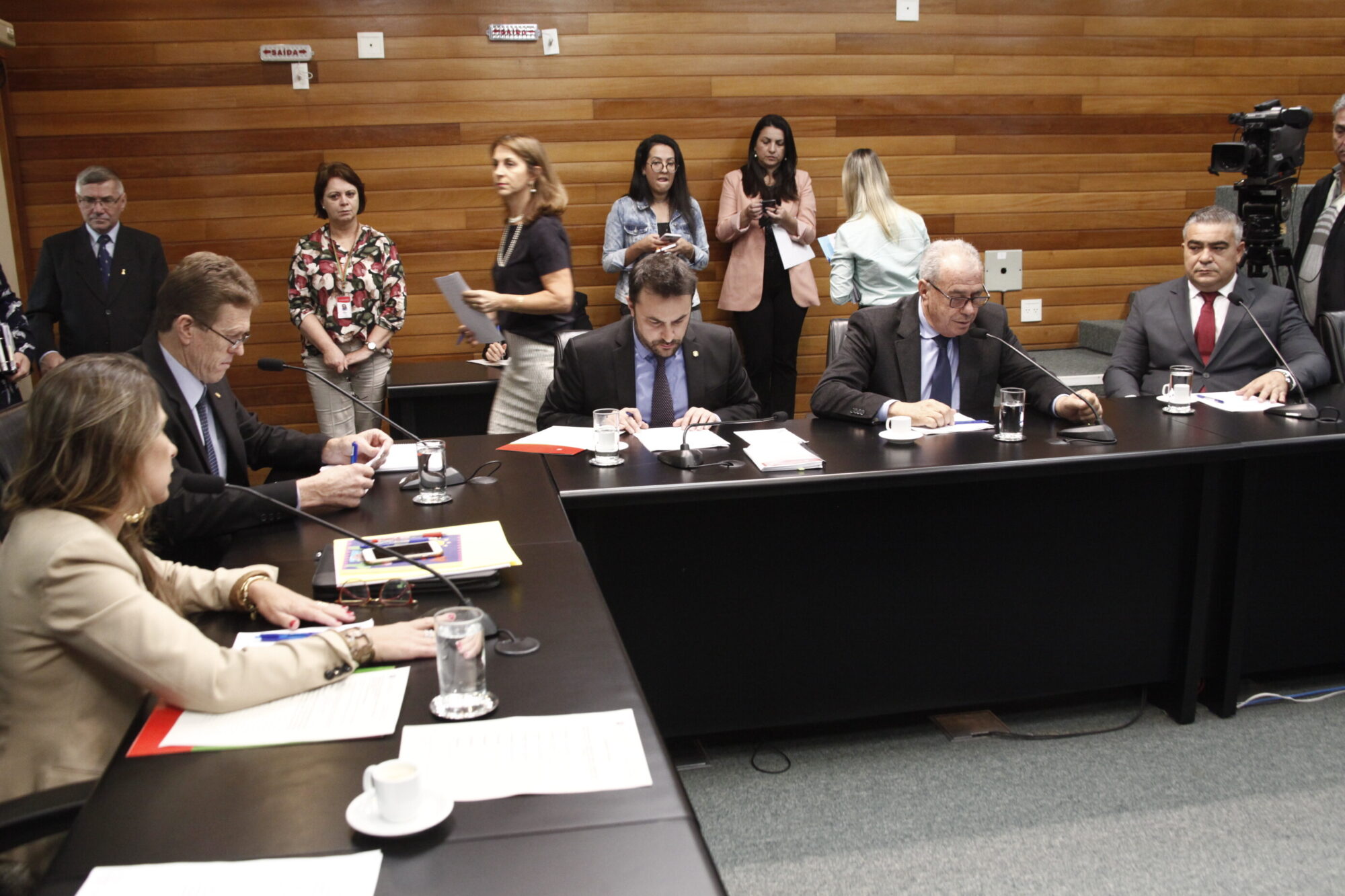 Comissão de Trabalho aprova parecer a PL contra assédio moral no serviço público