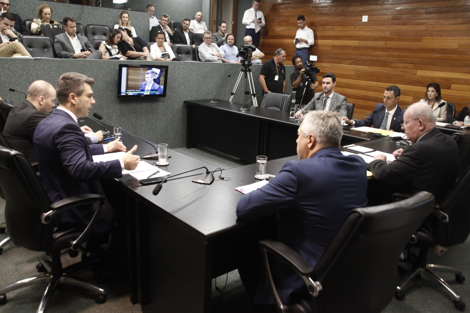 CPI da Ponte já recebeu 7,8 mil páginas de documentos