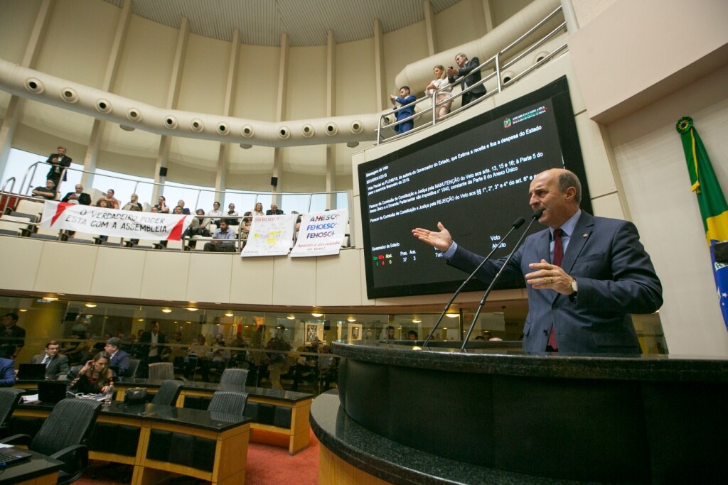 Deputado José Milton Scheffer