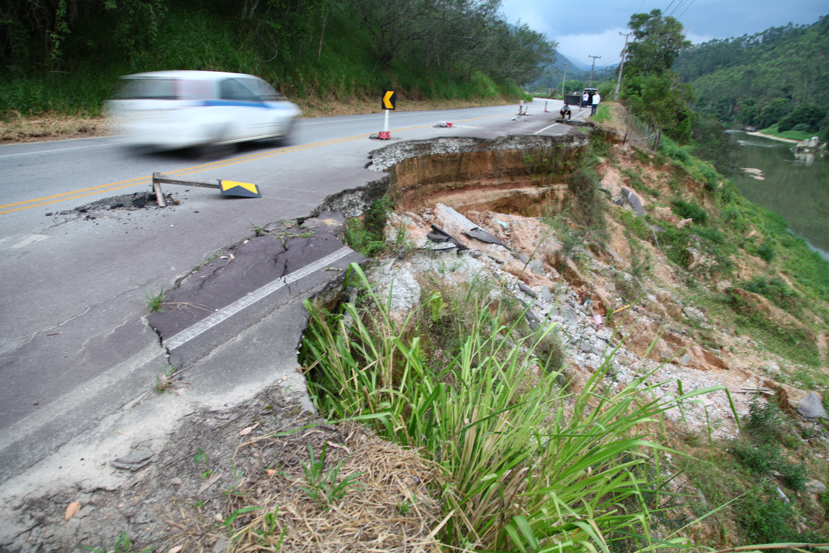 Audiência Pública sobre a Cratera na Rodovia SC 108 em São João Batista