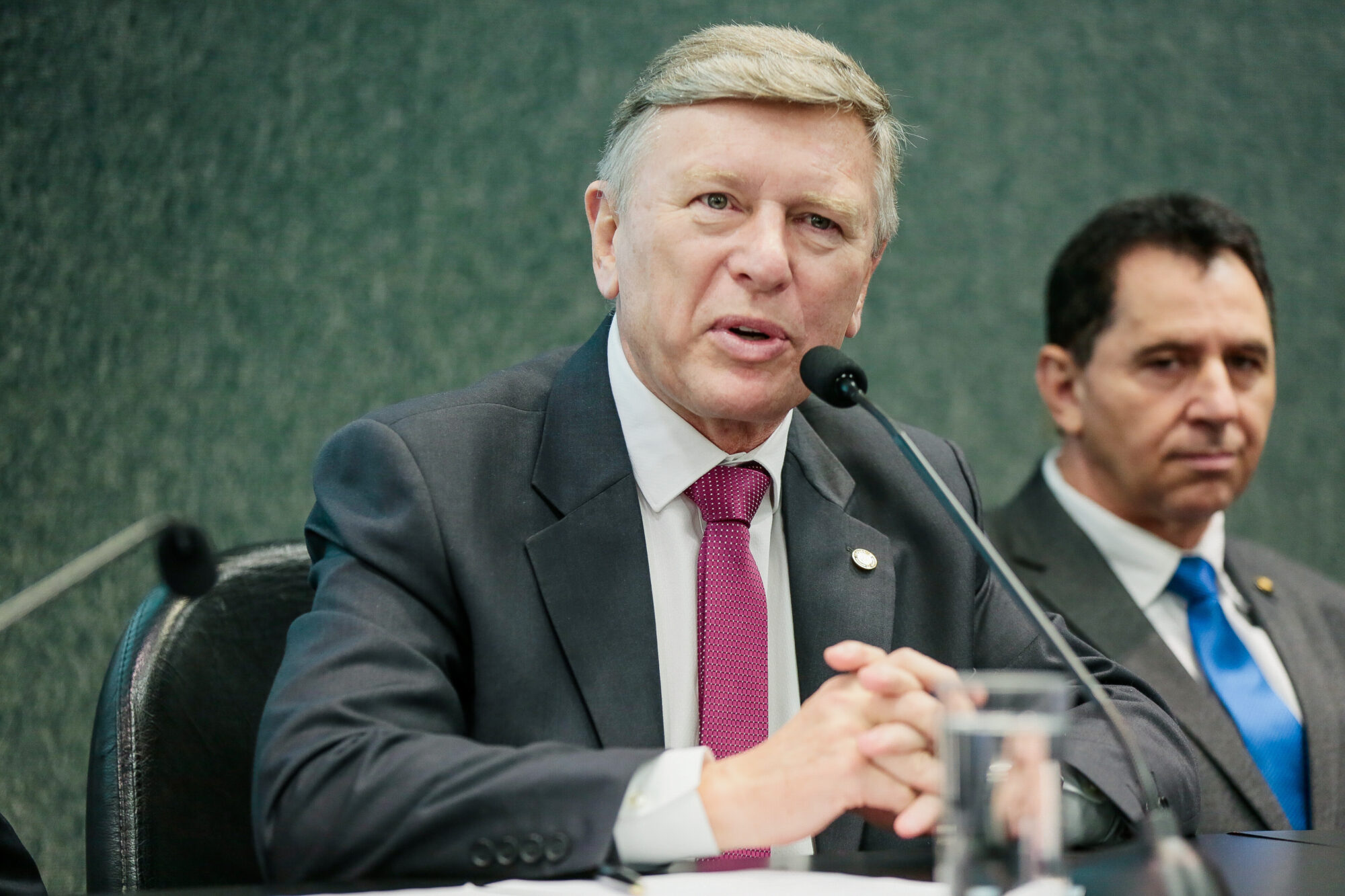 Deputado Milton Hobus