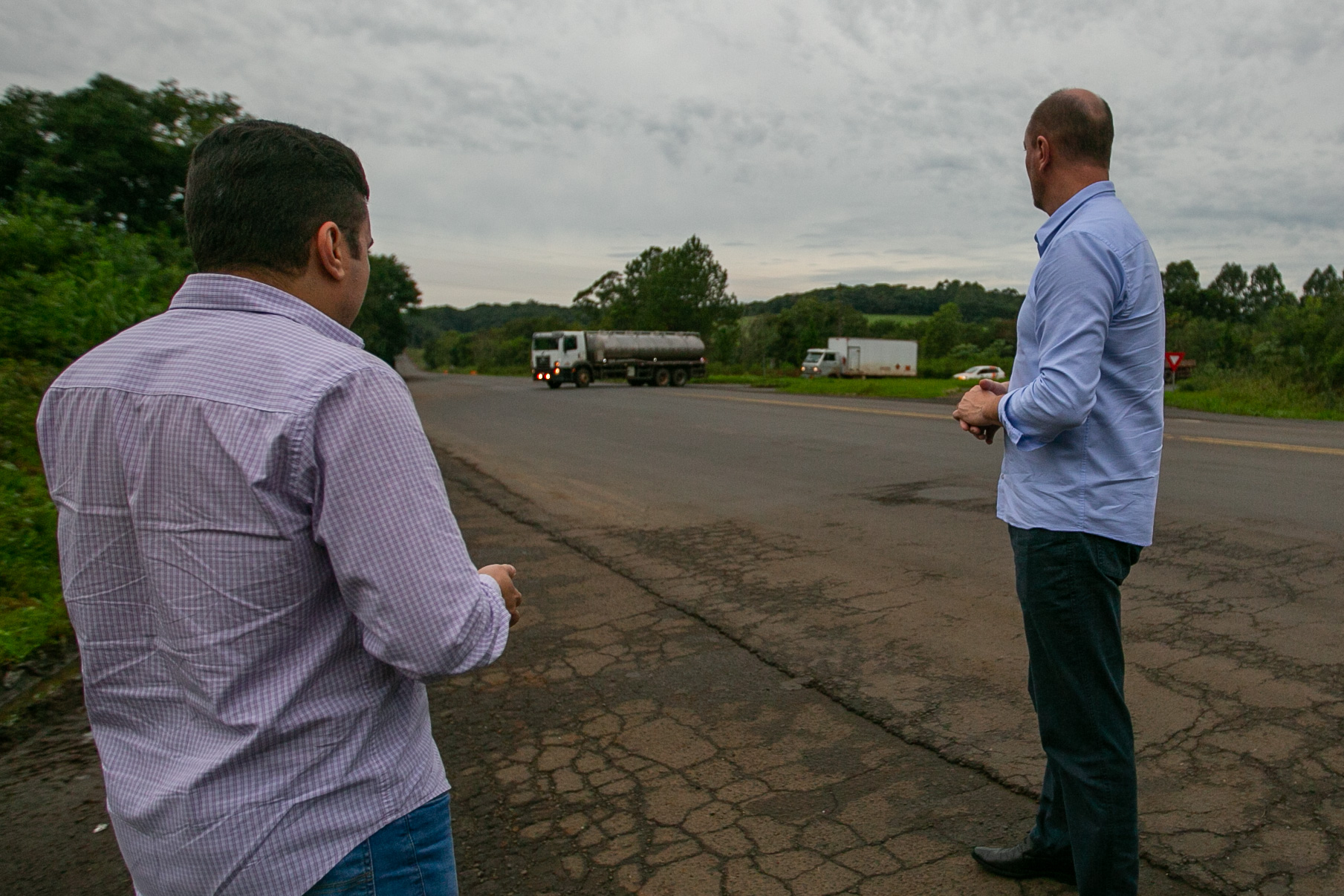 Deputado Mauro de Nadal (MDB) e lideranças visitam entroncamento da BR 282 com a BR 158