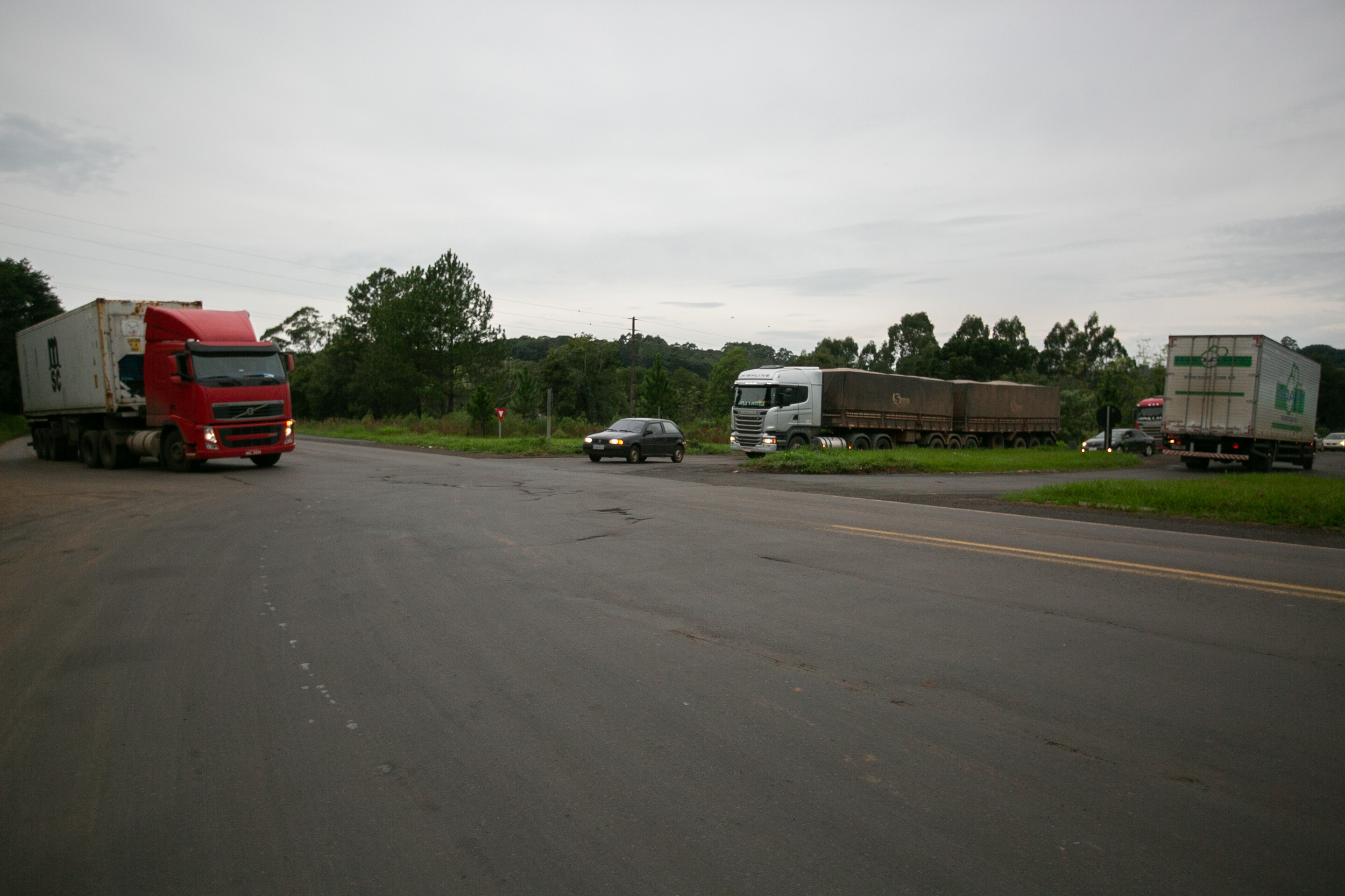 Entroncamento da BR 282 com a BR 158