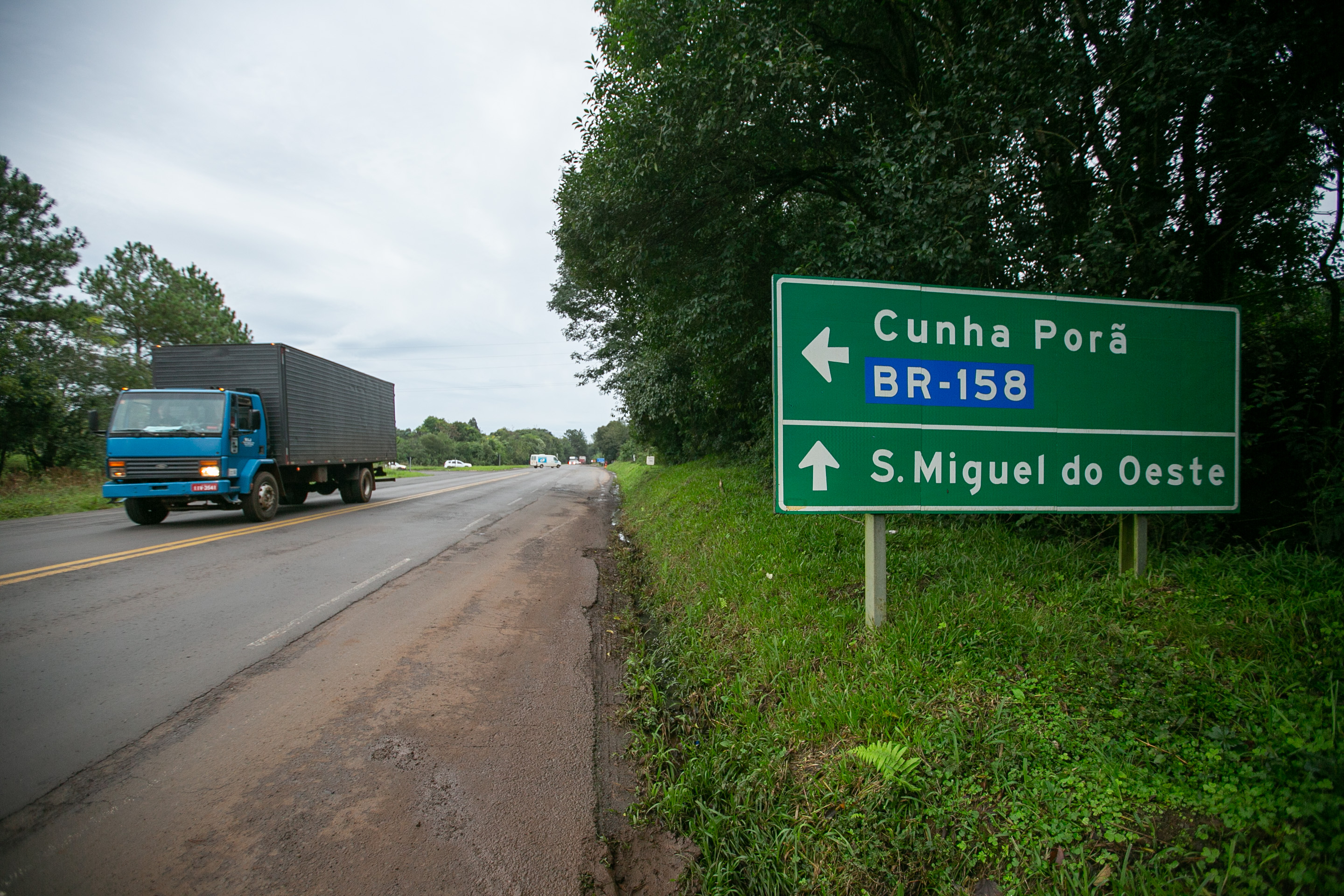Entroncamento da BR 282 com a BR 158