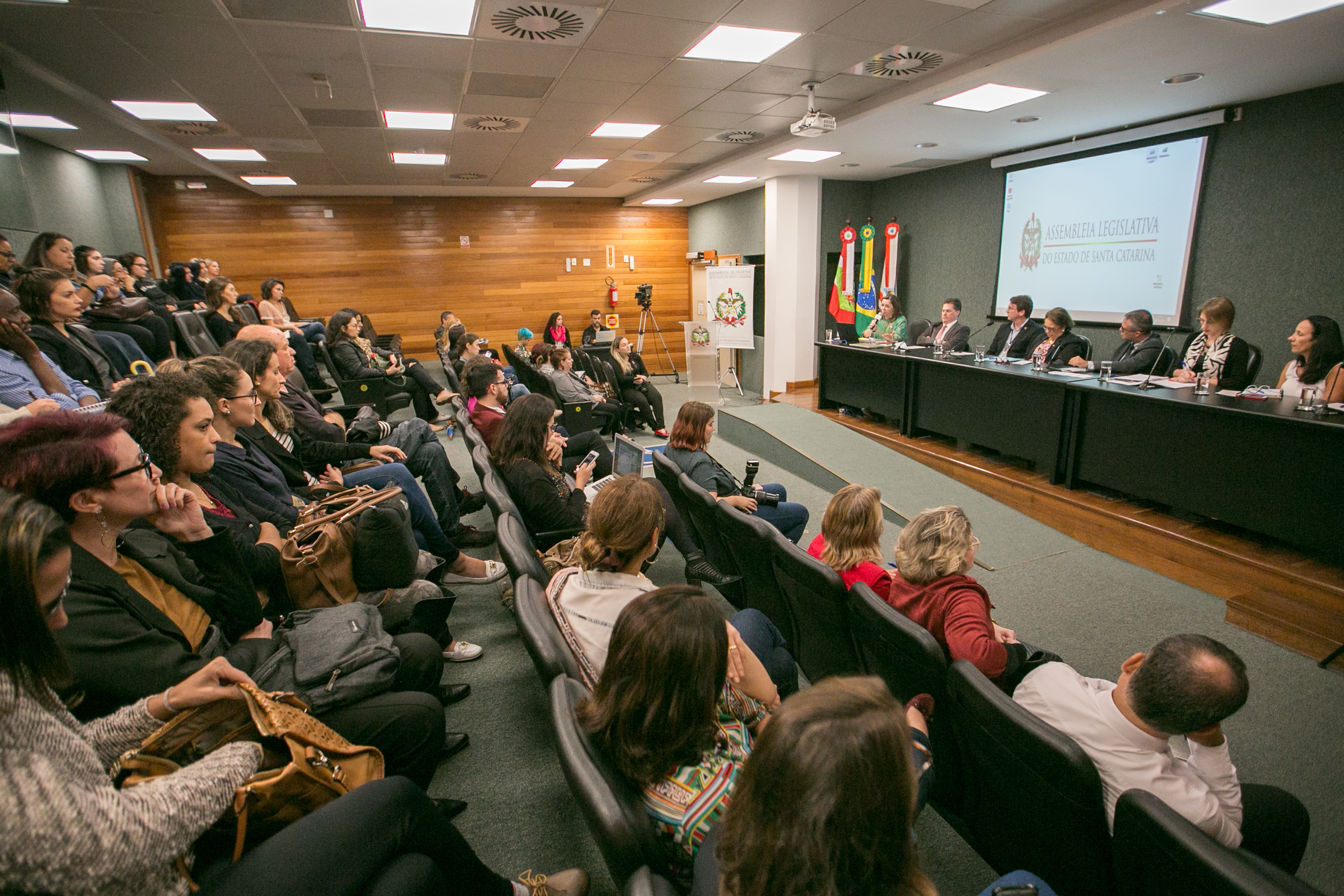 AUDIÊNCIA PÚBLICA – Mulheres no Cárcere em SC