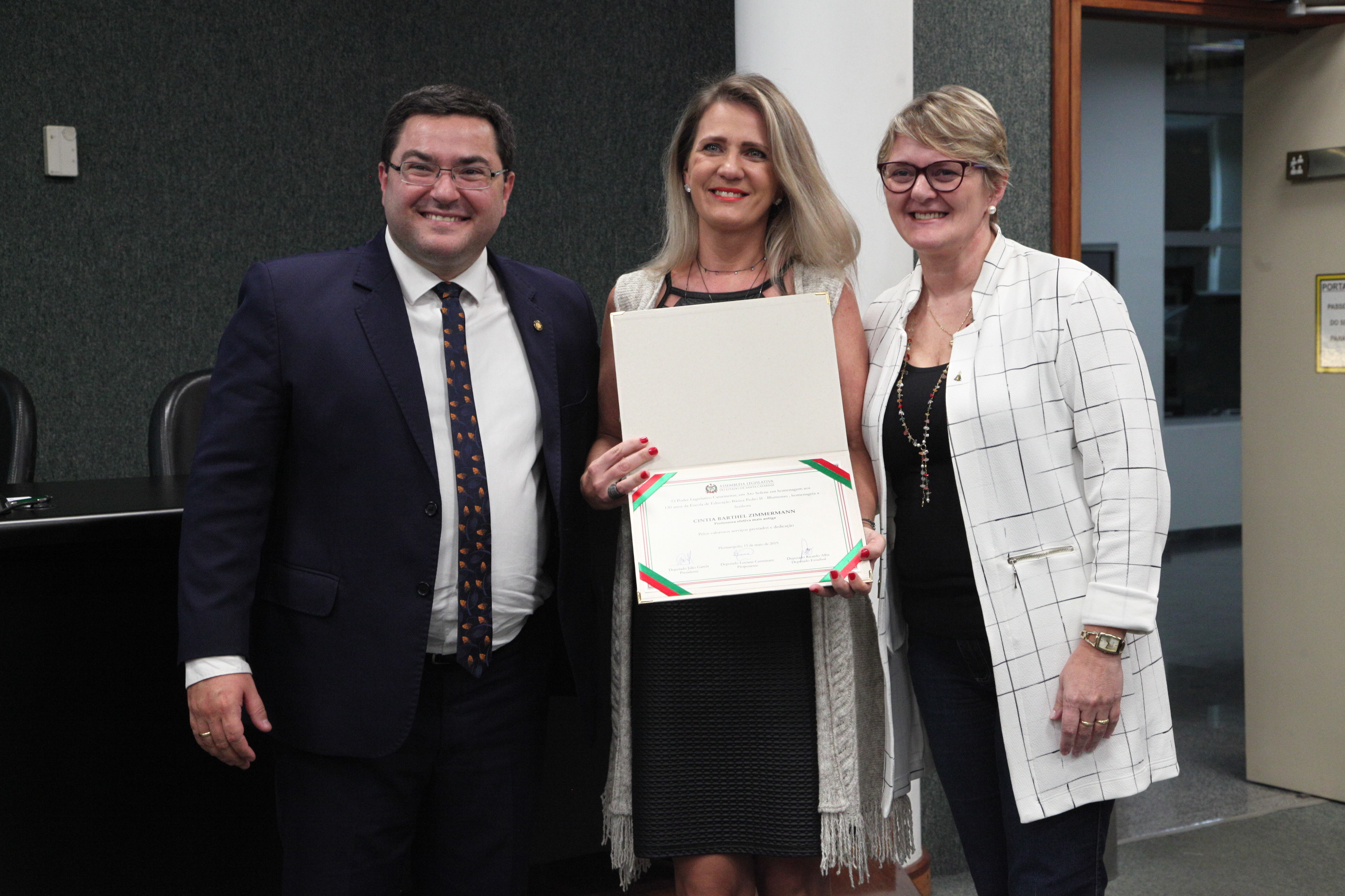 Homenagem a Escola Dom Pedro II, de Blumenau/SC