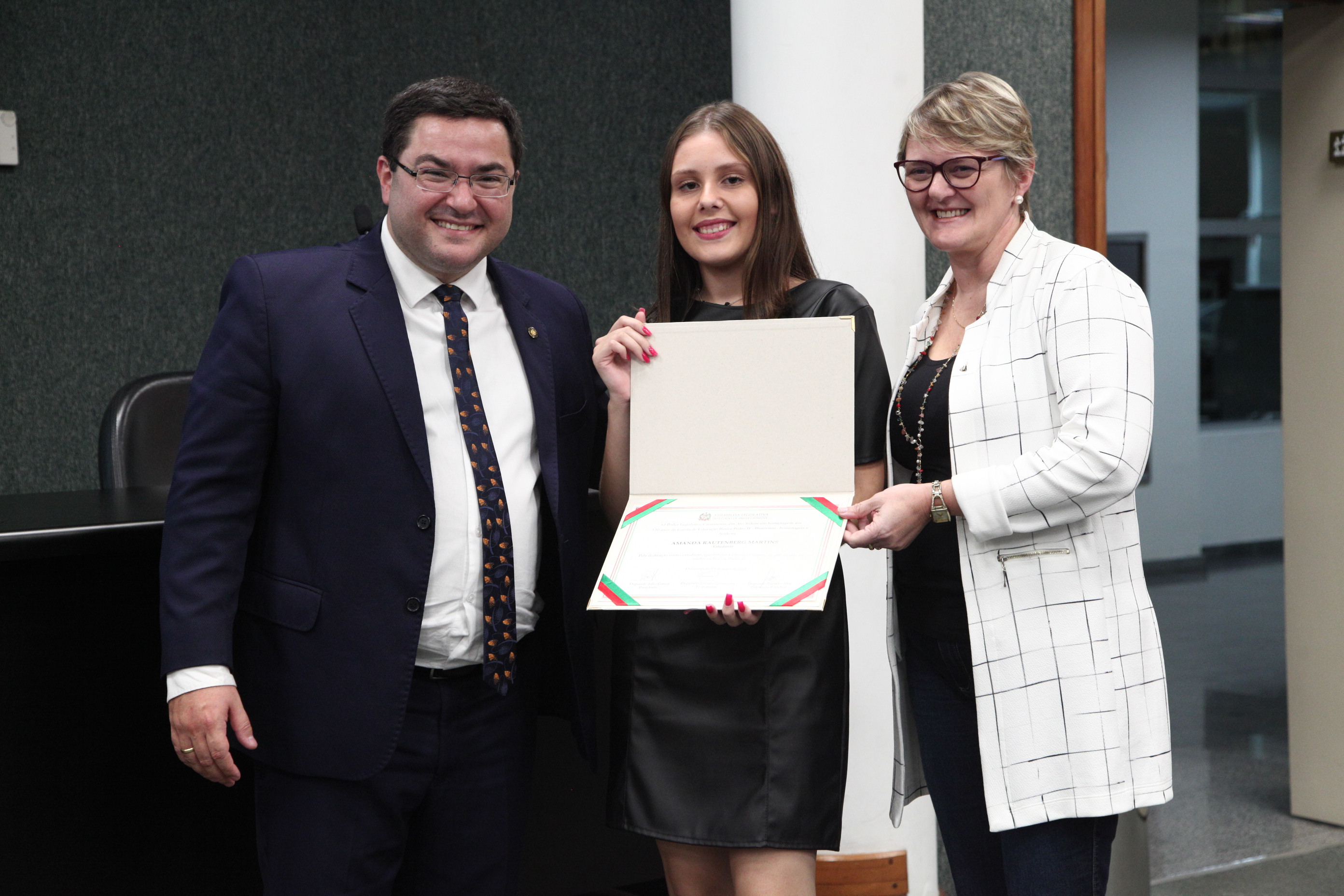 Homenagem a Escola Dom Pedro II, de Blumenau/SC