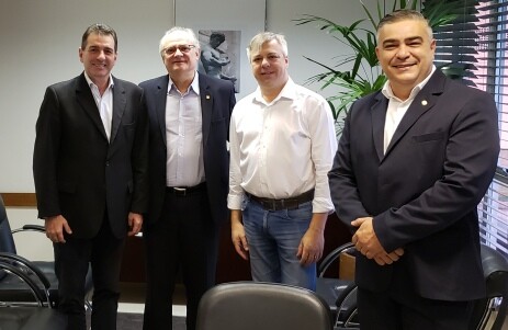 Frente Parlamentar em Defesa do Norte e Nordeste debate exploração de xisto em SC