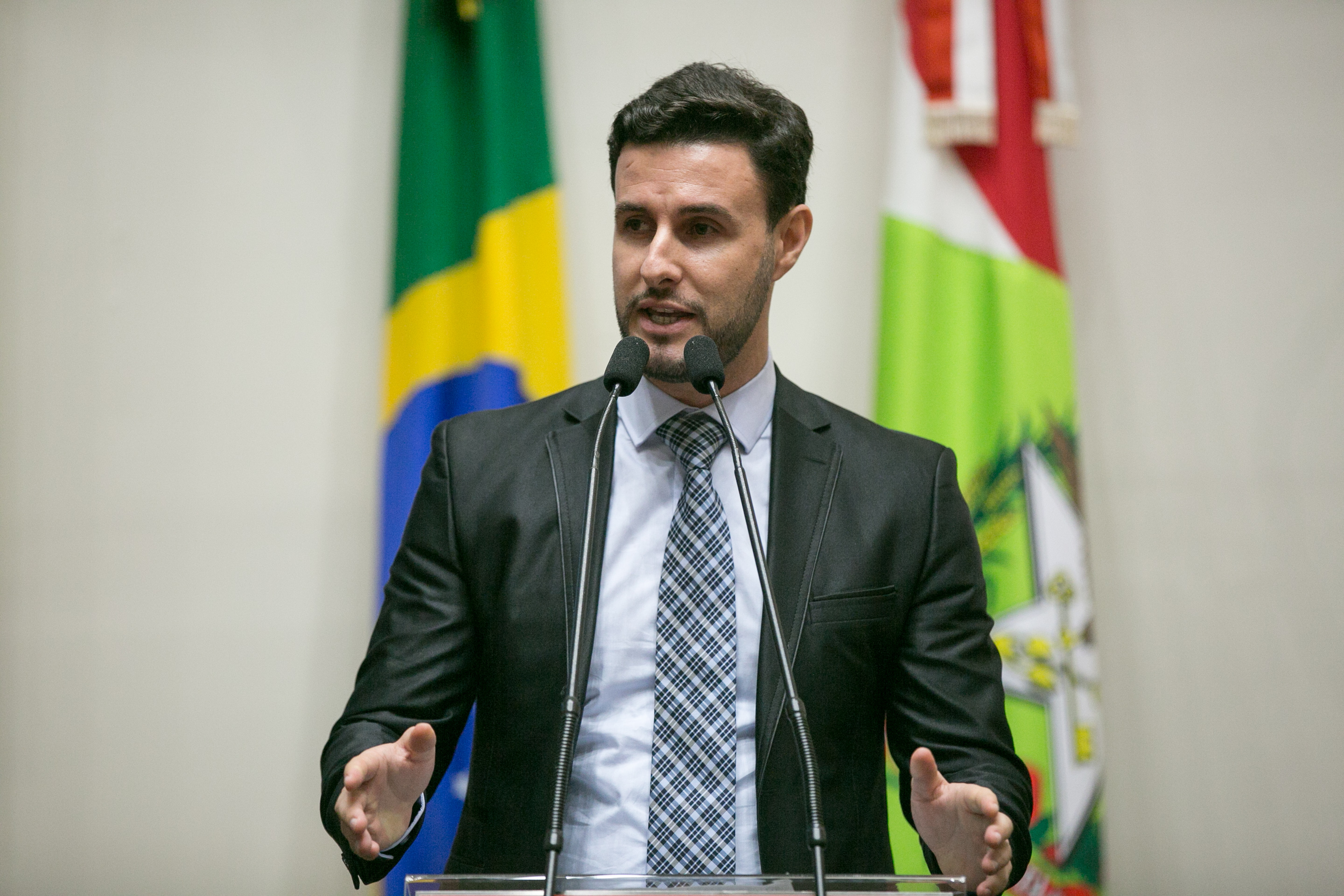 Deputado Felipe Estevão (PSL)
