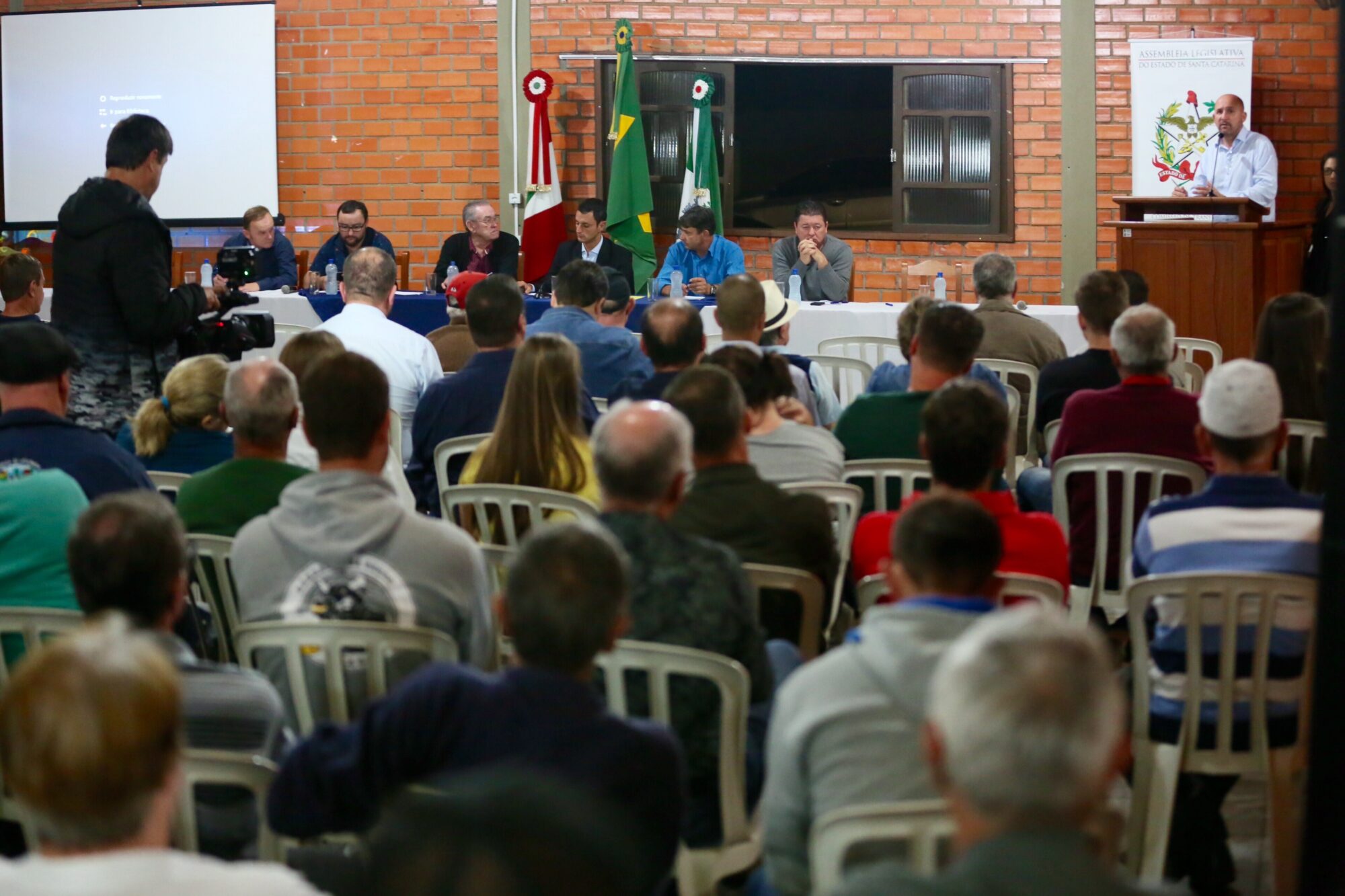 Comunidades decidem ir ao Executivo cobrar solução para a SC-108
