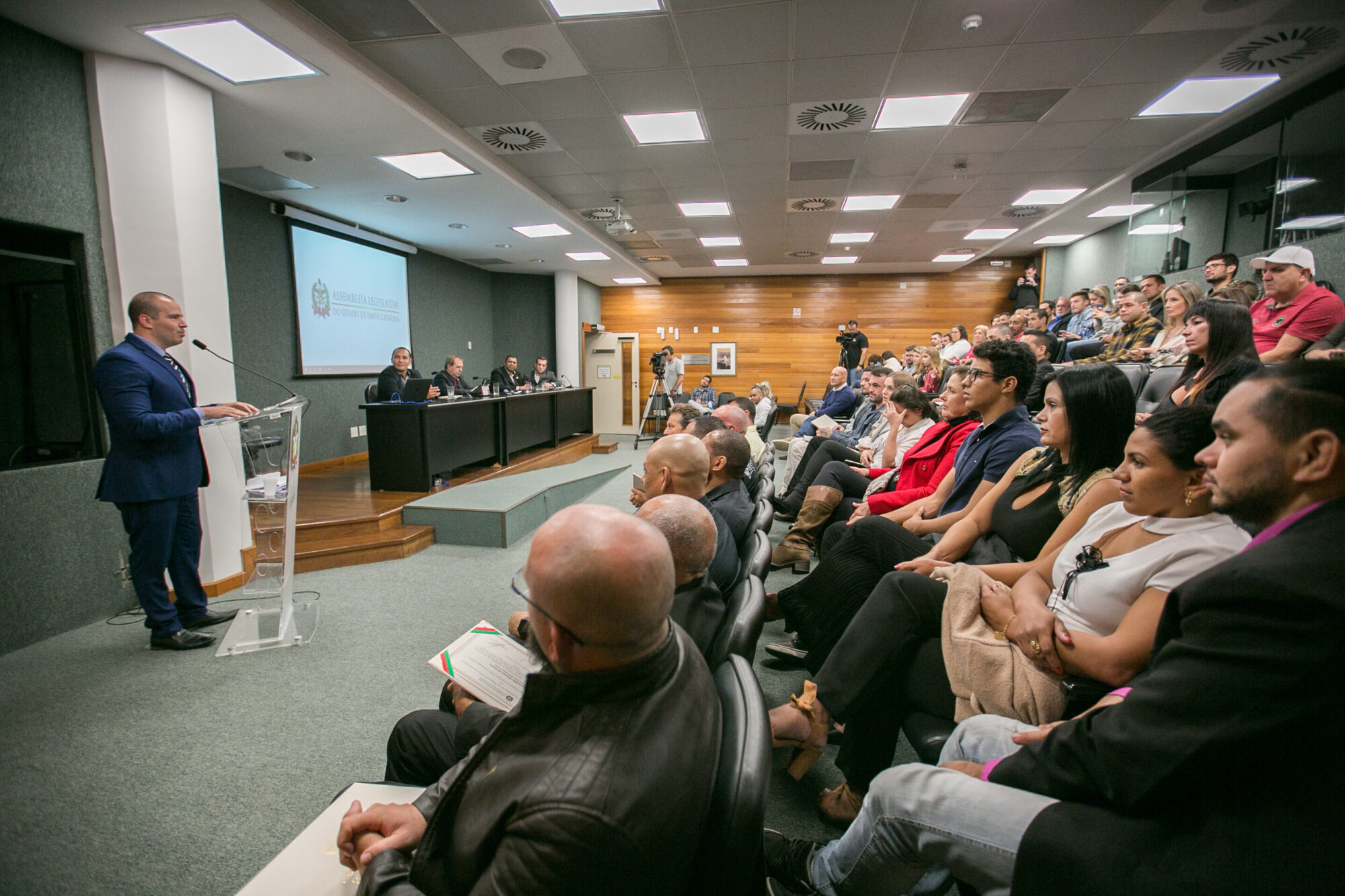 Federação Catarinense de Jiu-Jitsu recebe homenagem da Alesc