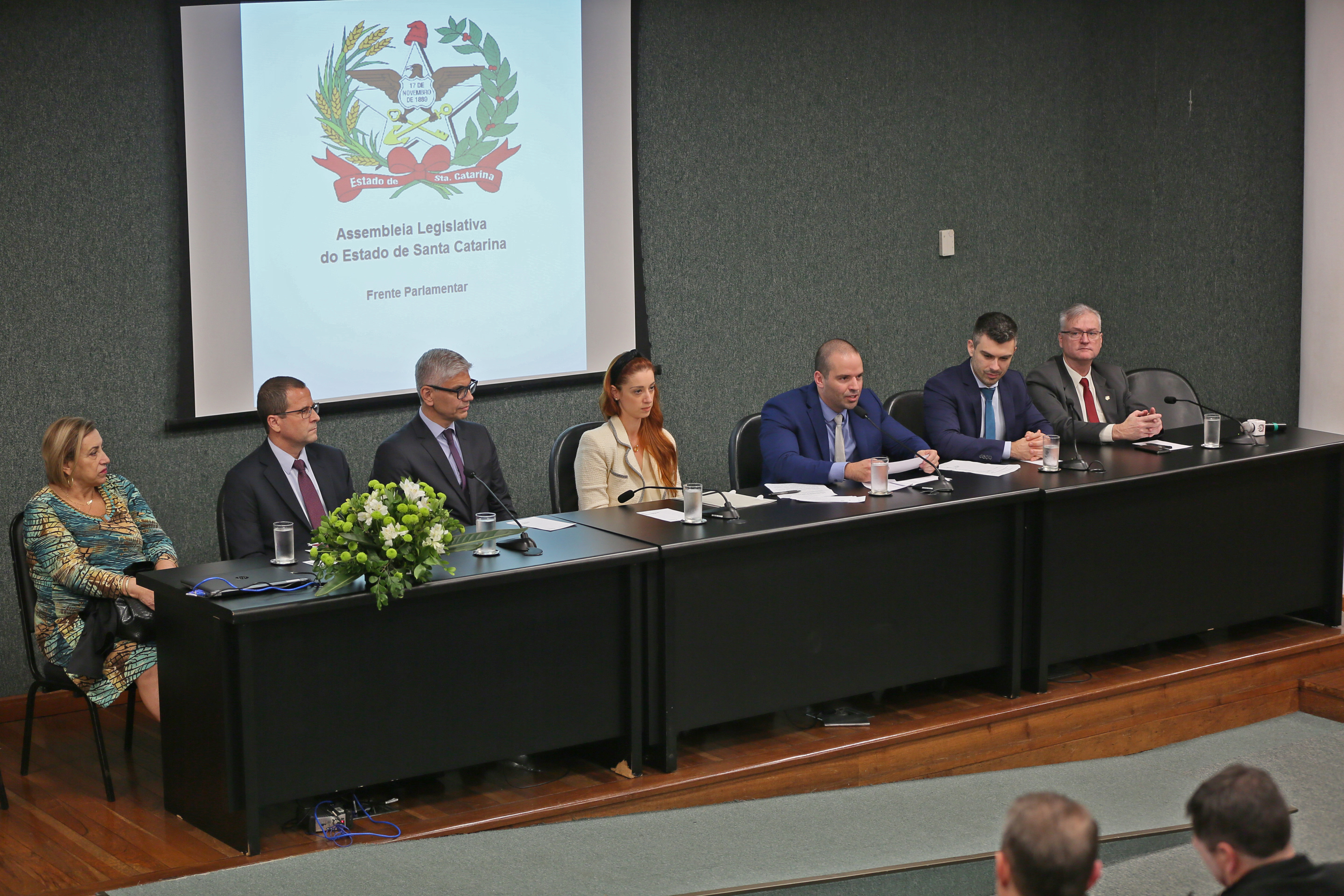 LANÇAMENTO – Frente Parlamentar de Combate à Corrupção