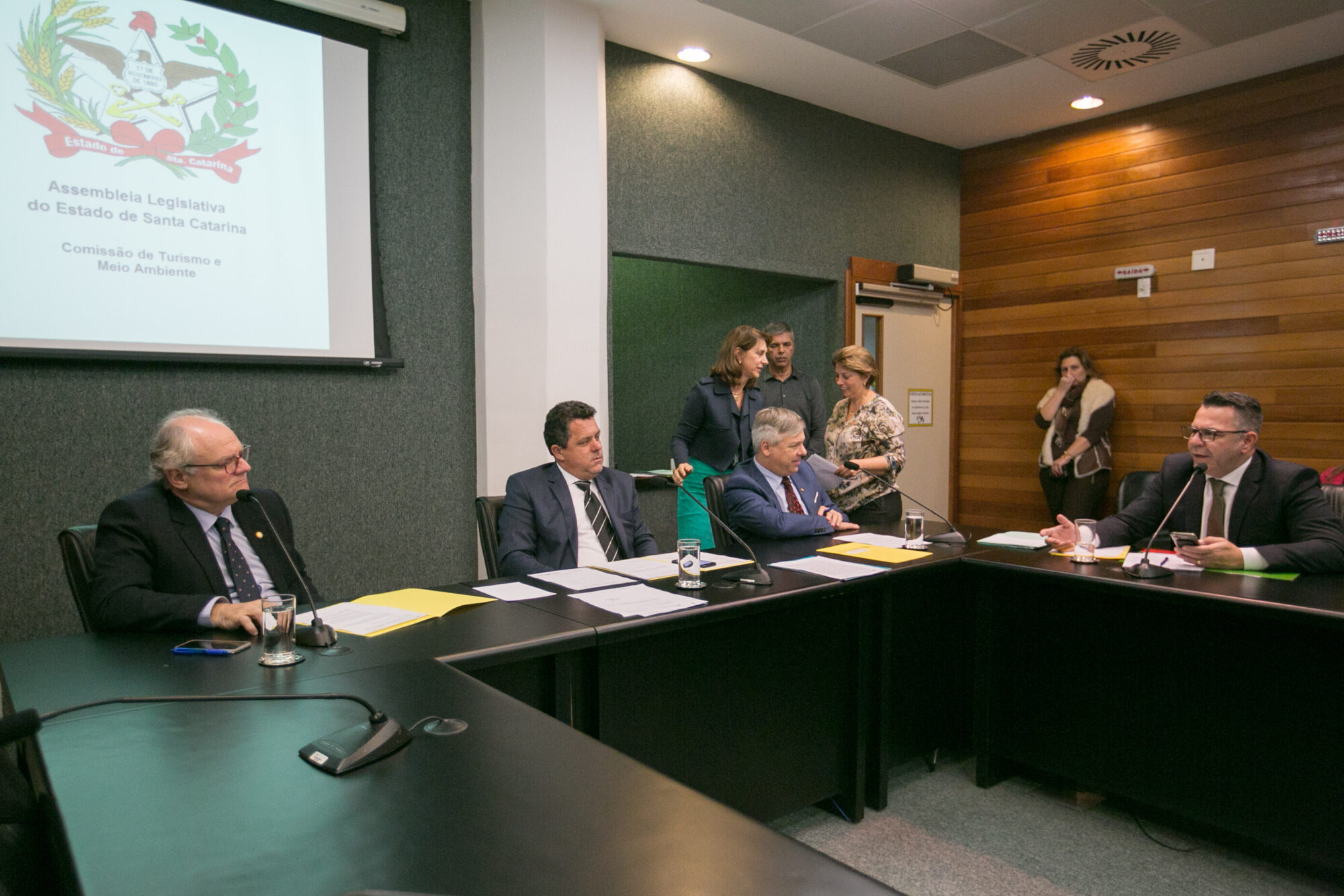 Audiências vão discutir suspensão de licenças ambientais e a farra do boi