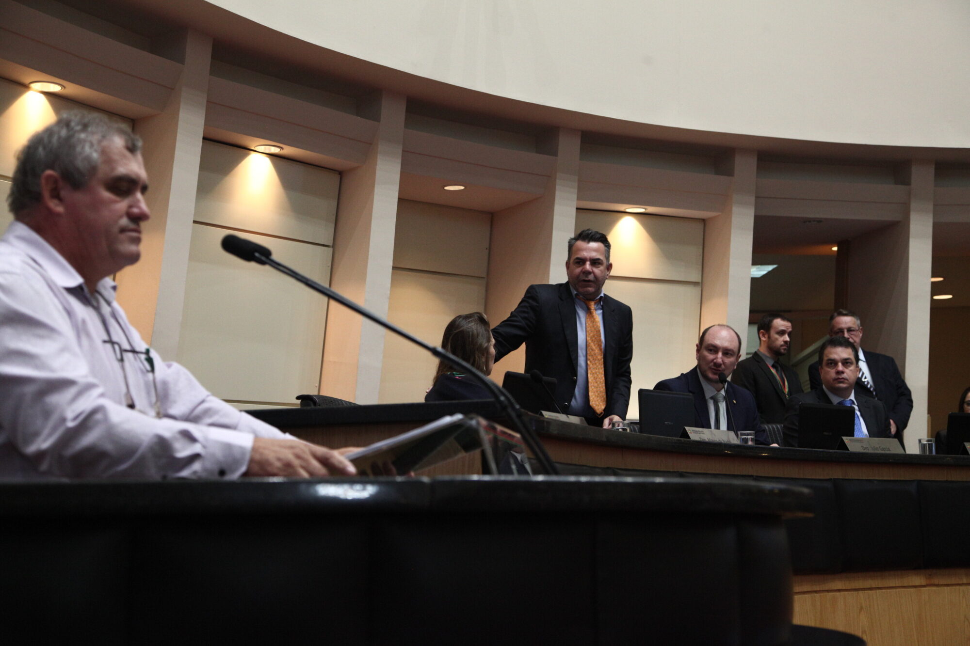 Temor da ampliação de área indígena em Vitor Meireles repercute na Alesc