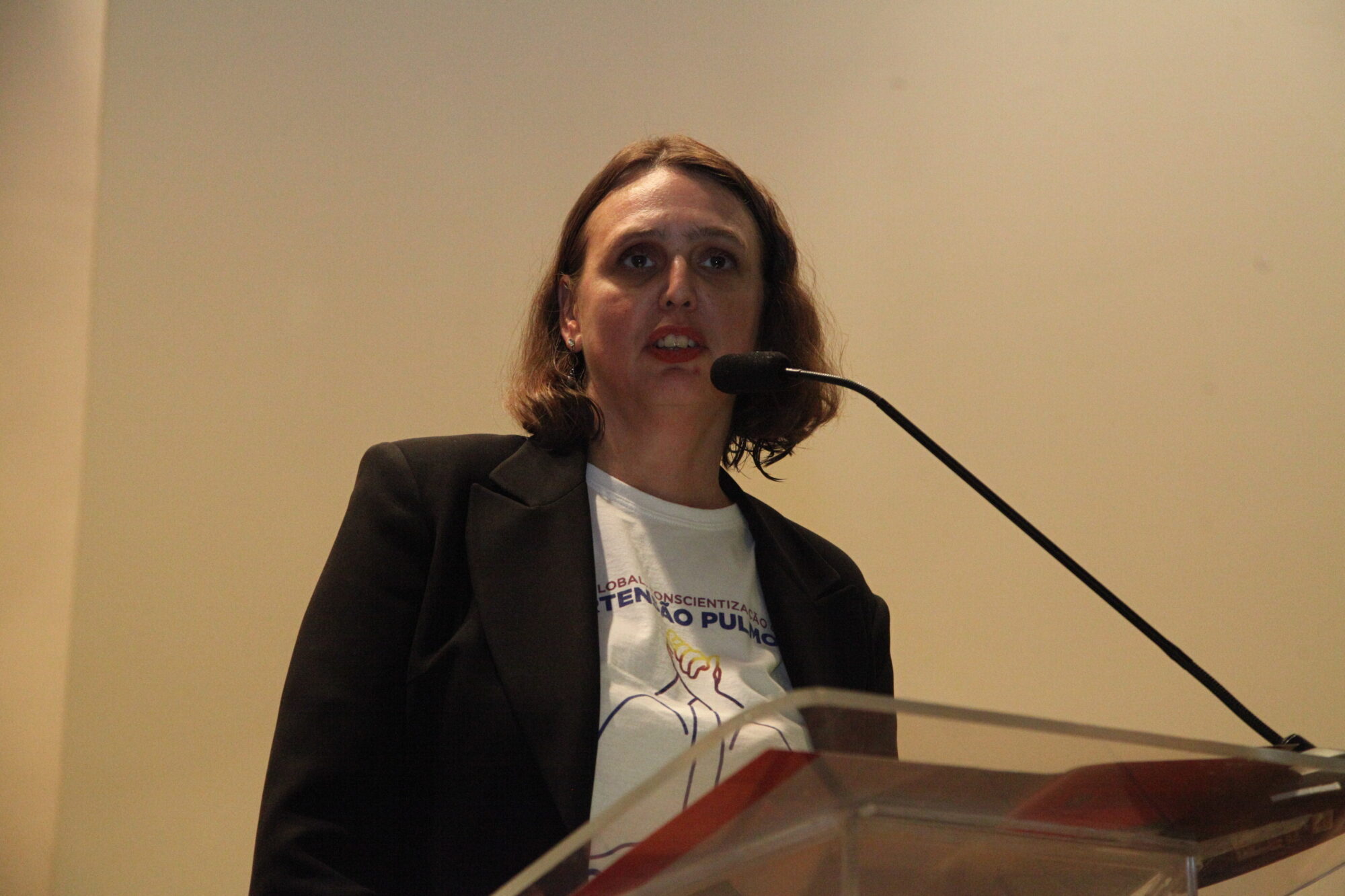 Rosemari Haak Tieges, líder da Associação Brasileira de Apoio a Familiares de Portadores de Hipertensão Pulmonar, em Santa Catarina.