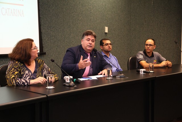 Deputado Sergio Motta promove palestra “Como Superar a Automutilação”. Foto: assessoria parlamentar.