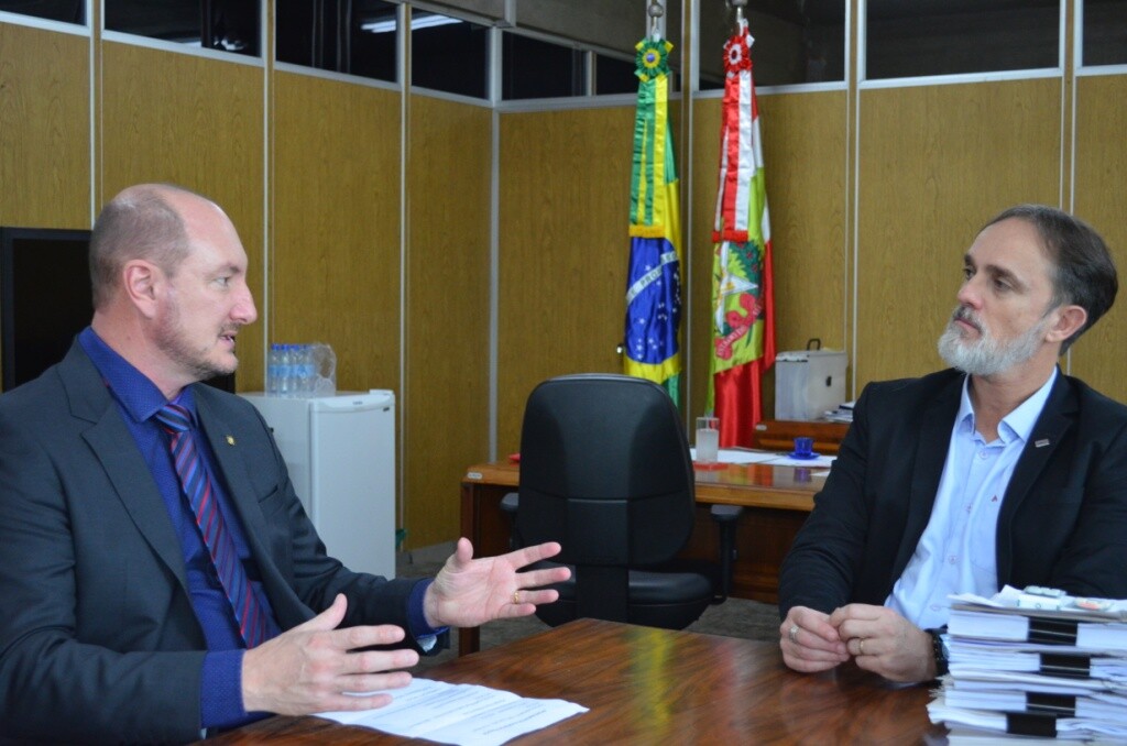 Deputado Mauro de Nadal e Ronaldo Barbosa, superintendente do DNIT