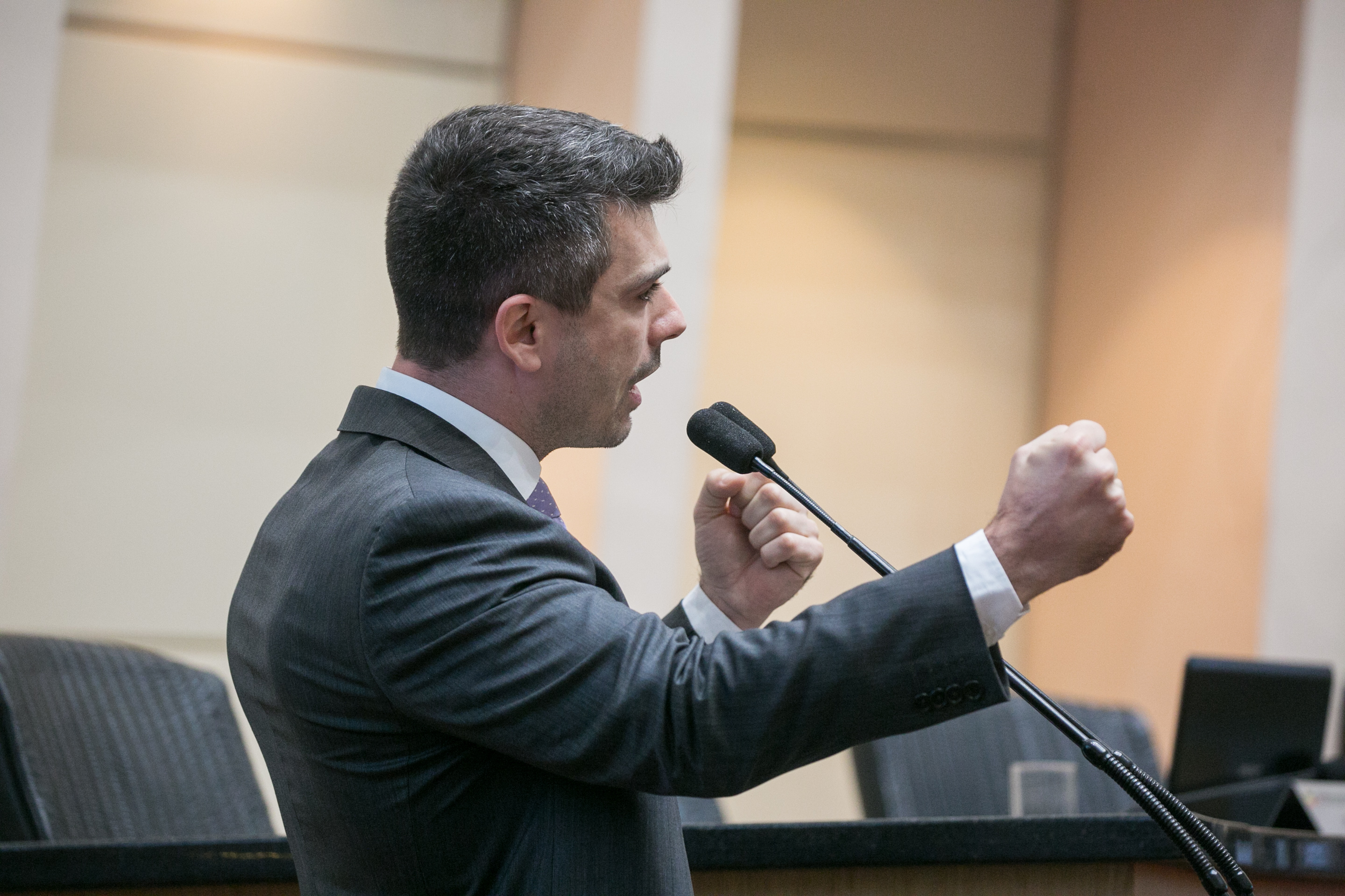 Deputado Bruno Souza (PSB)