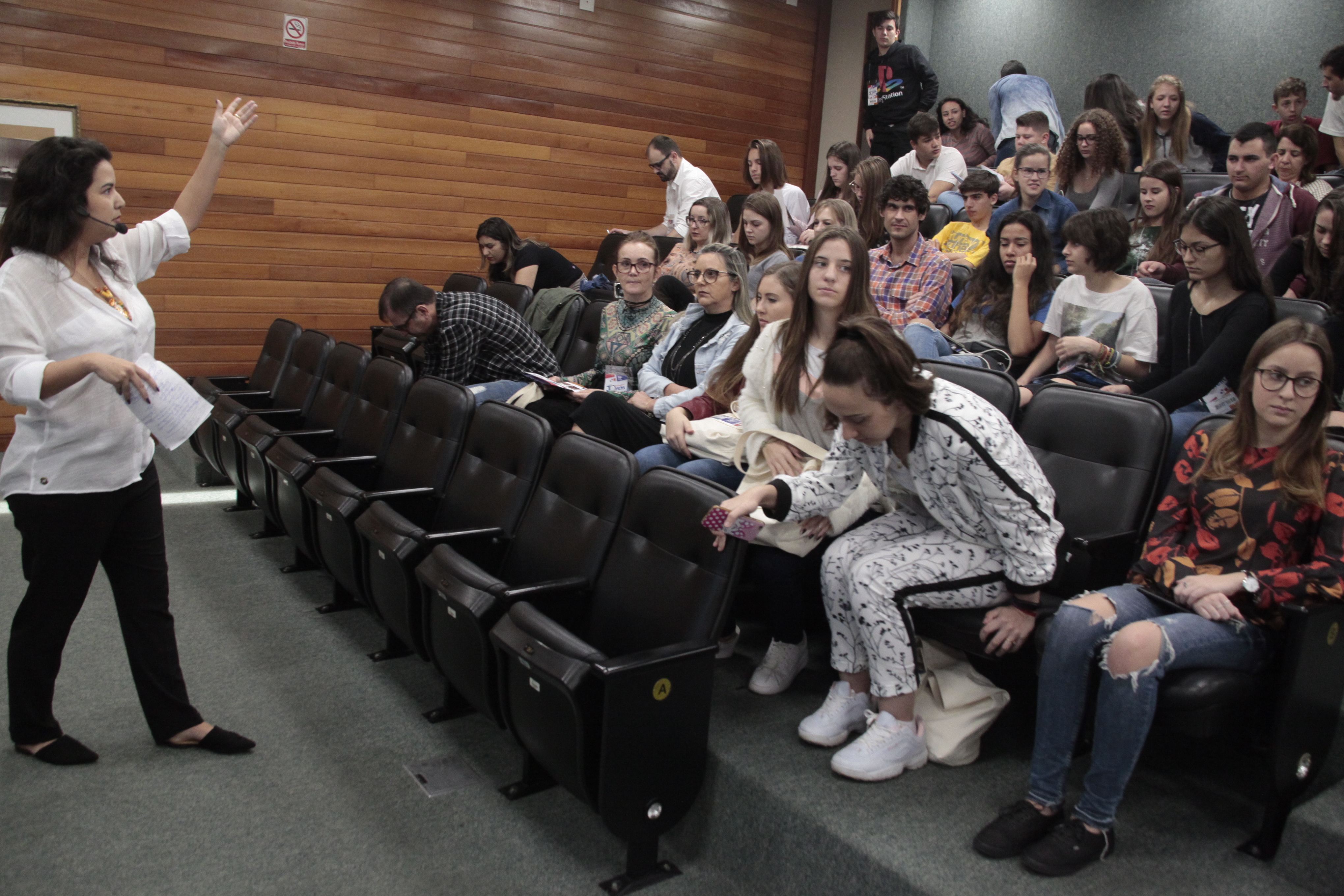 Escola do Legislativo Parlamento Jovem