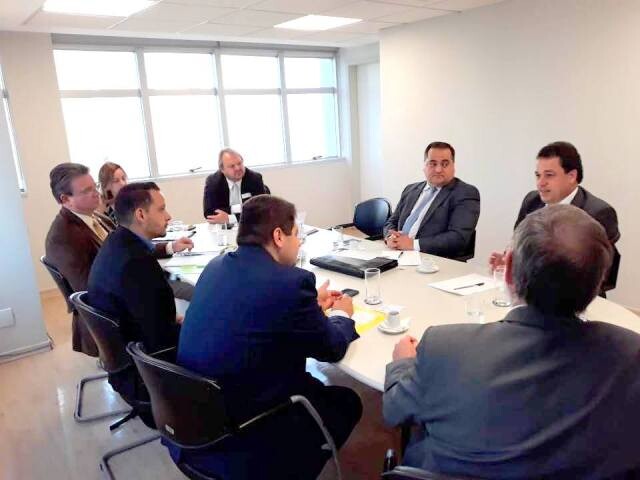 Rodrigo Minotto e Acafe buscam financiamento estudantil em Brasília