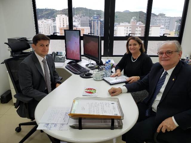 Deputado se reúne com promotor do Centro de Apoio dos Direitos Humanos