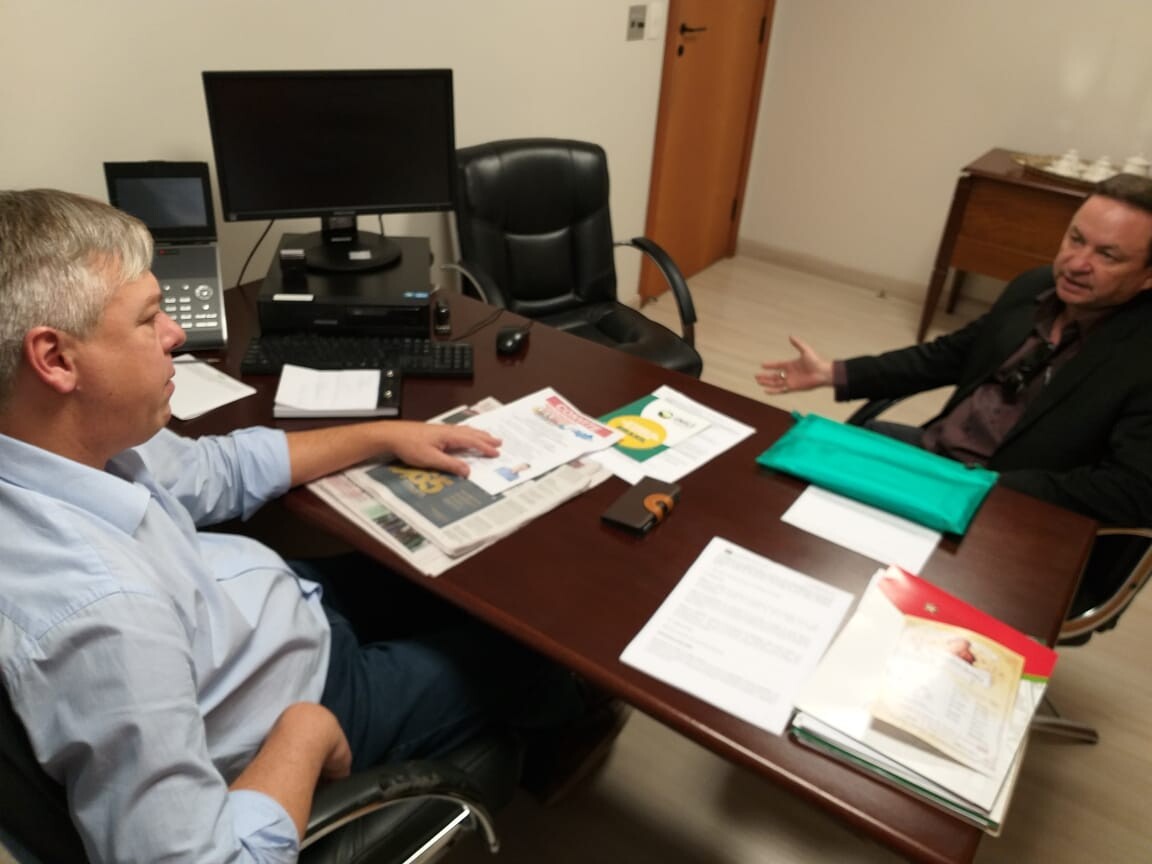 Deputado Fabiano da Luz e Gilson Lopes, vereador de Campos Novos FOTO: Eliéser Donhauser