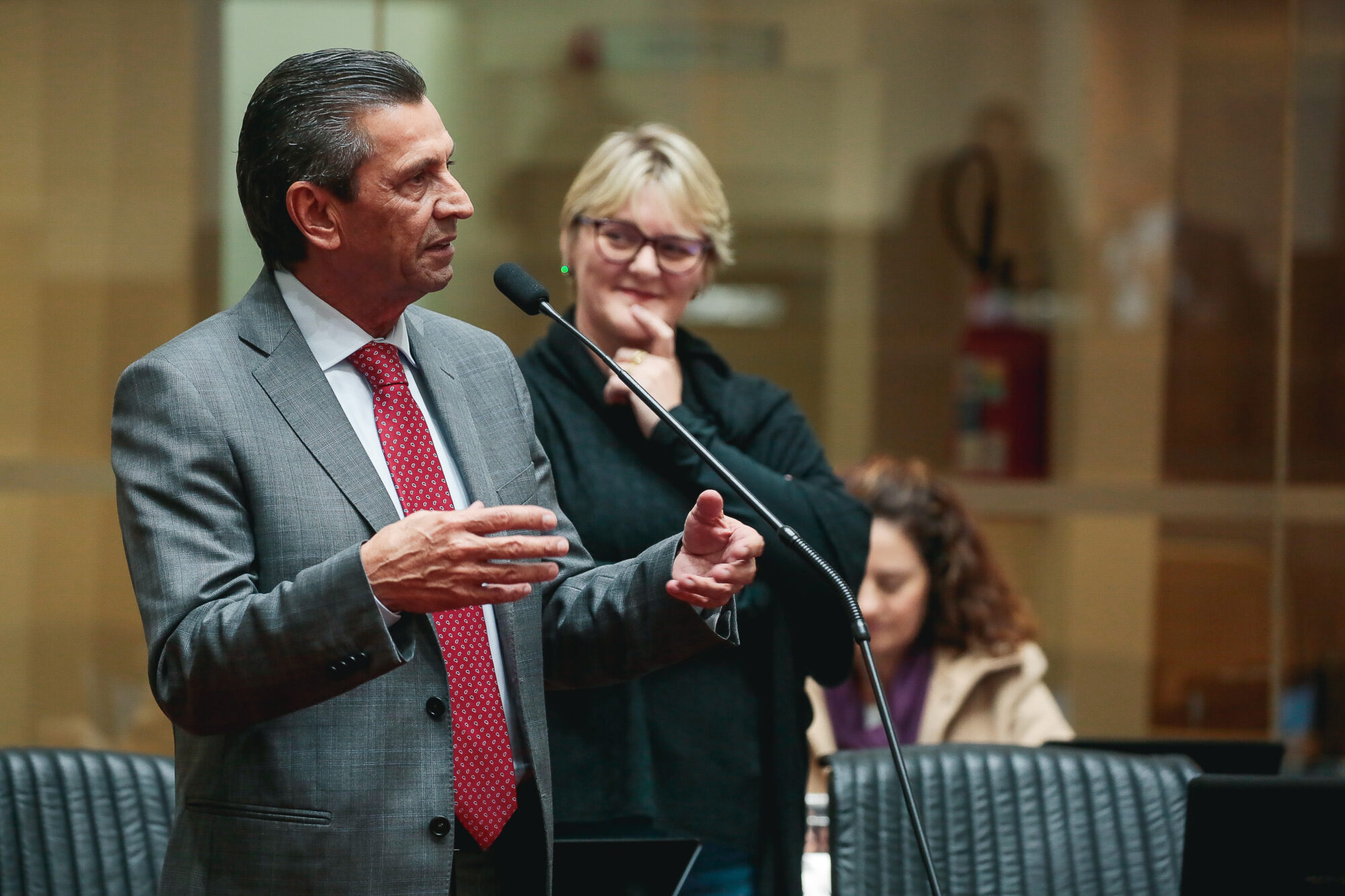 Presidente Júlio Garcia (PSD) e deputada Luciane Carminatti (PT)