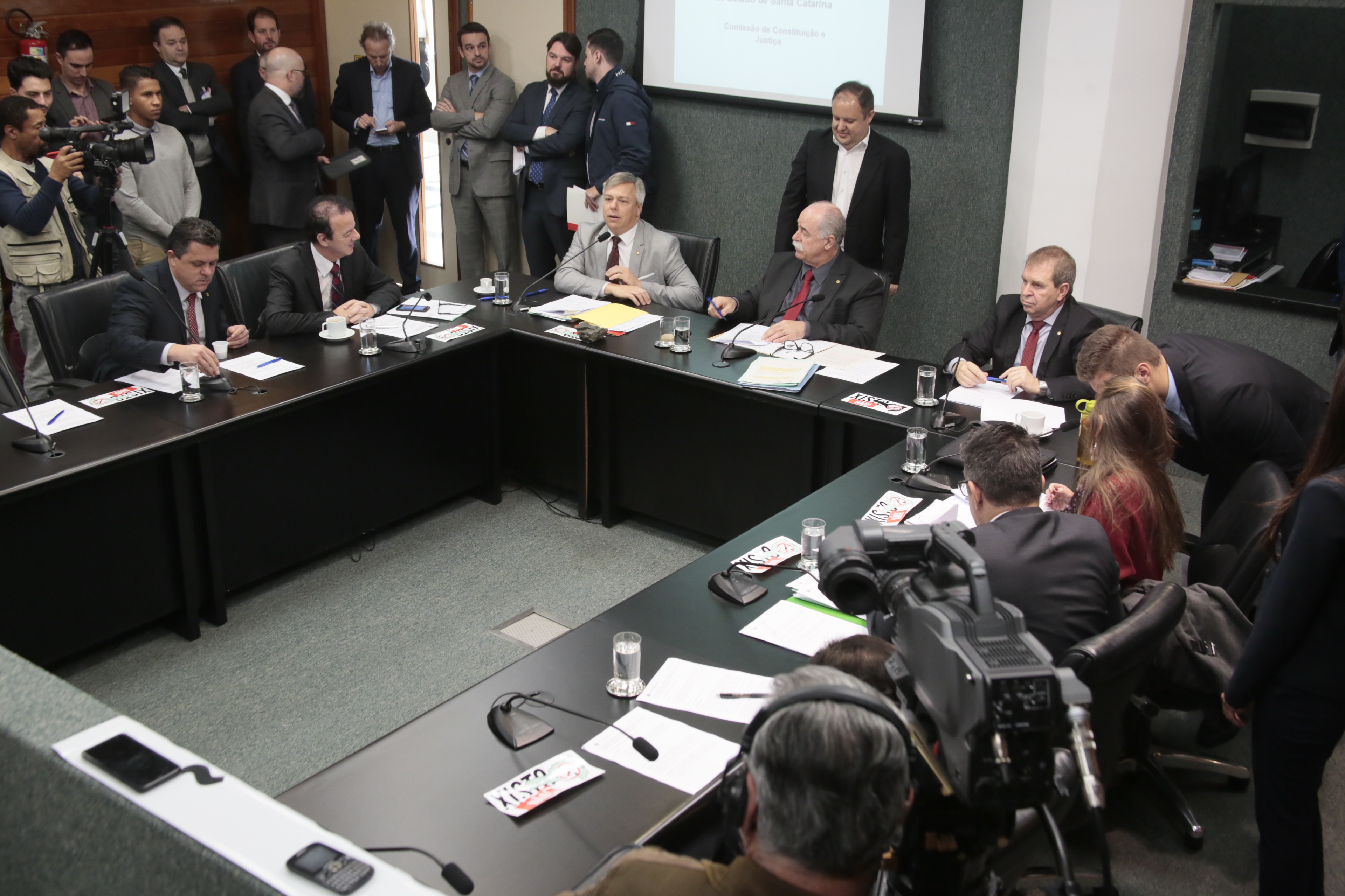 Comissão de Constituição e Justiça
