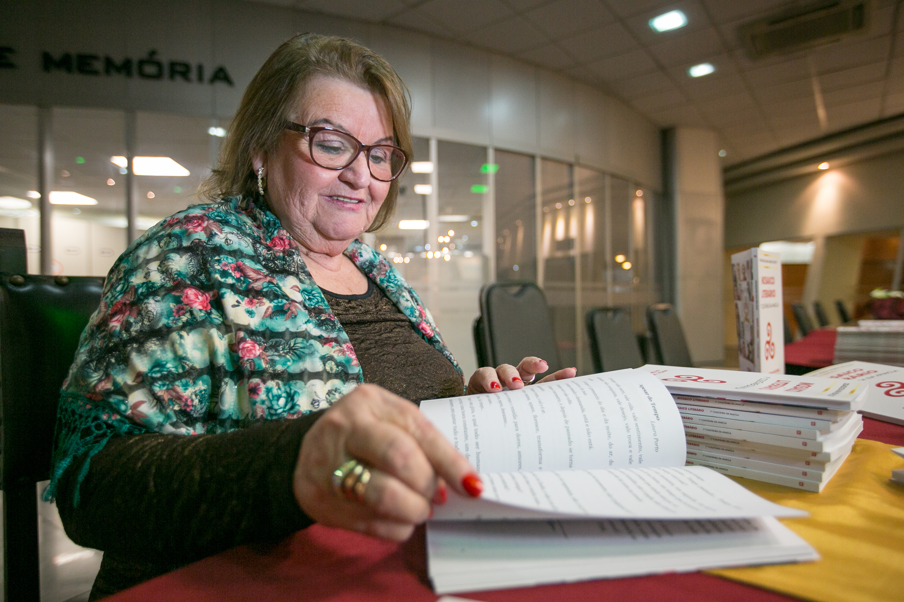 LANÇAMENTO LITERÁRIO – “Mosaico Literário”