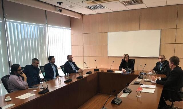 O encontro contou com a presença da secretária executiva Ana Maria Pellini e a equipe técnica do Ministério do Meio Ambiente Foto: assessoria parlamen