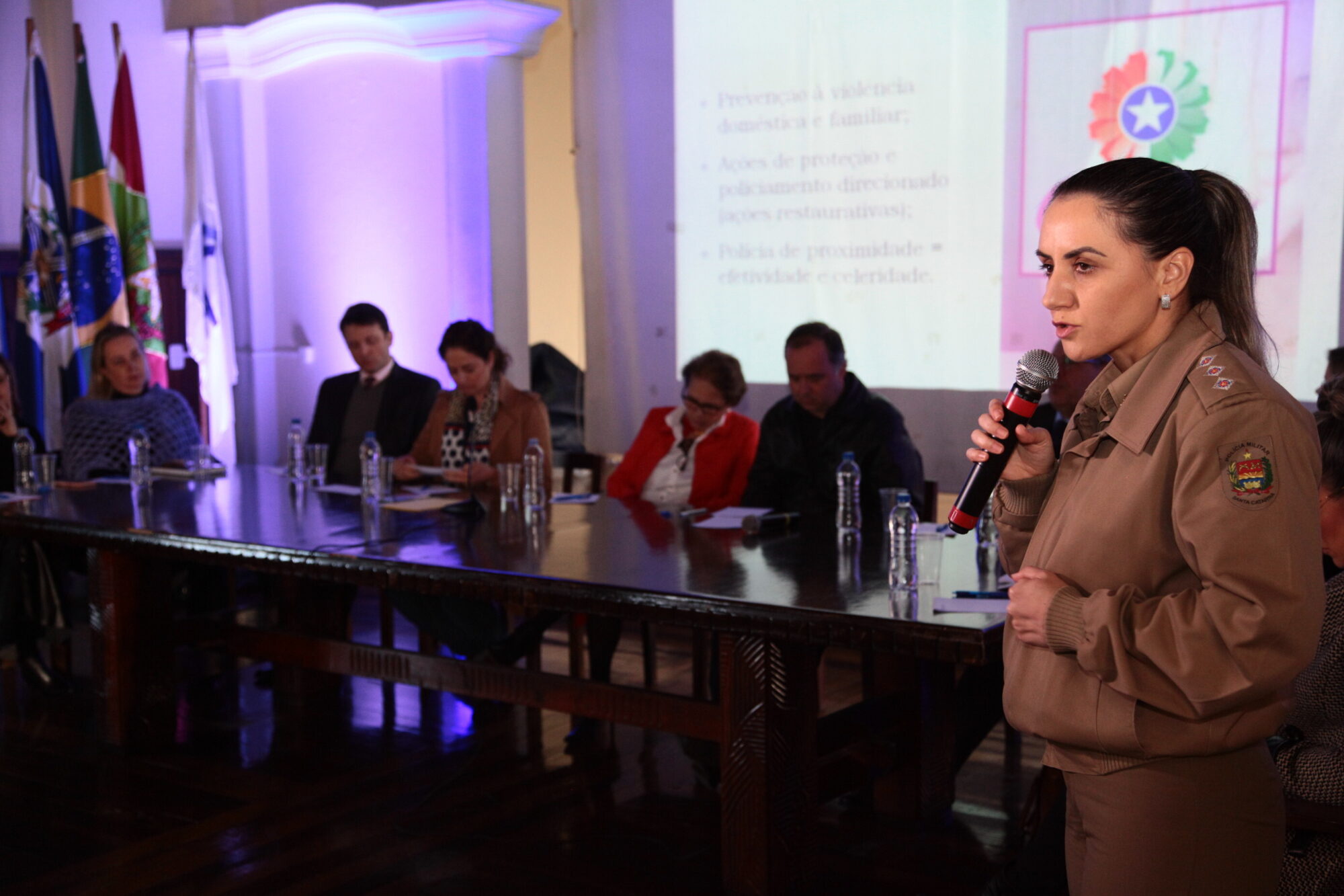 Capitã Cinthia Mendes Leandro.