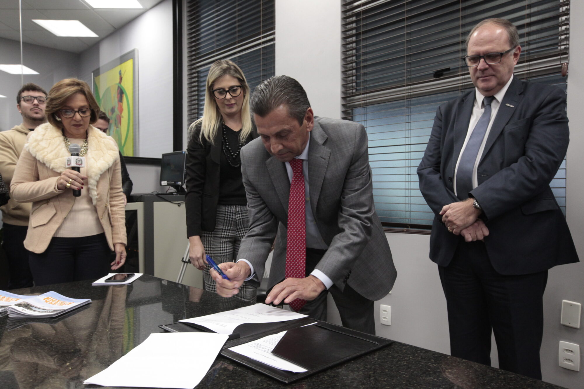Assembleia e Udesc assinam convênio para a veiculação de conteúdo jornalístico