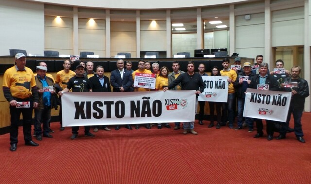 Sargento Lima apoia luta contra exploração do xisto em Papanduva
