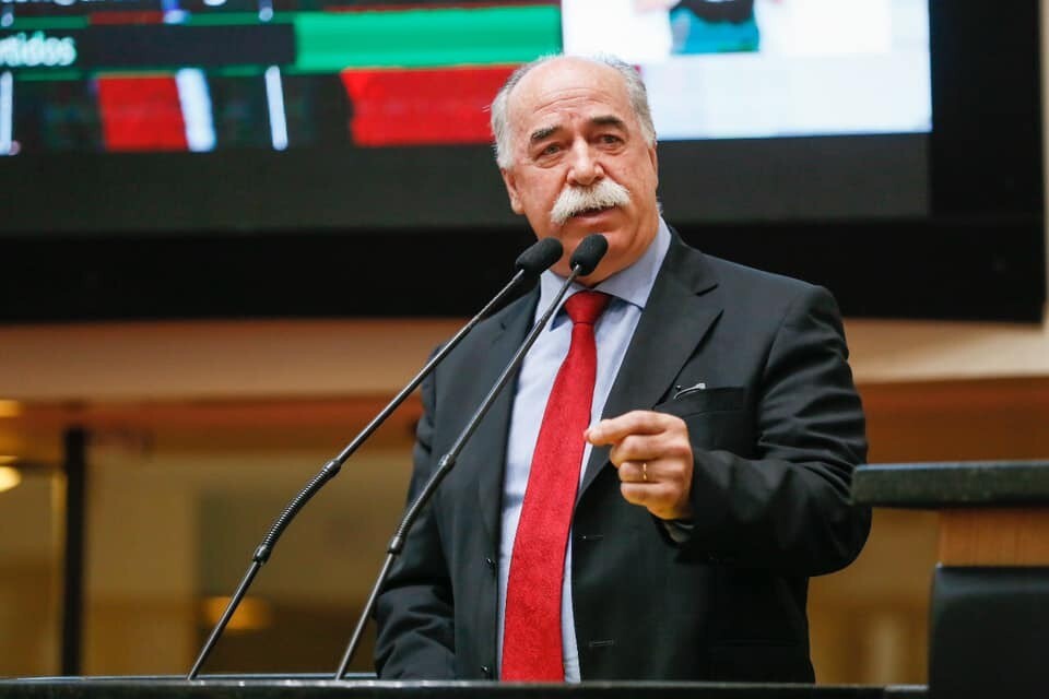 Deputado Romildo Titon
