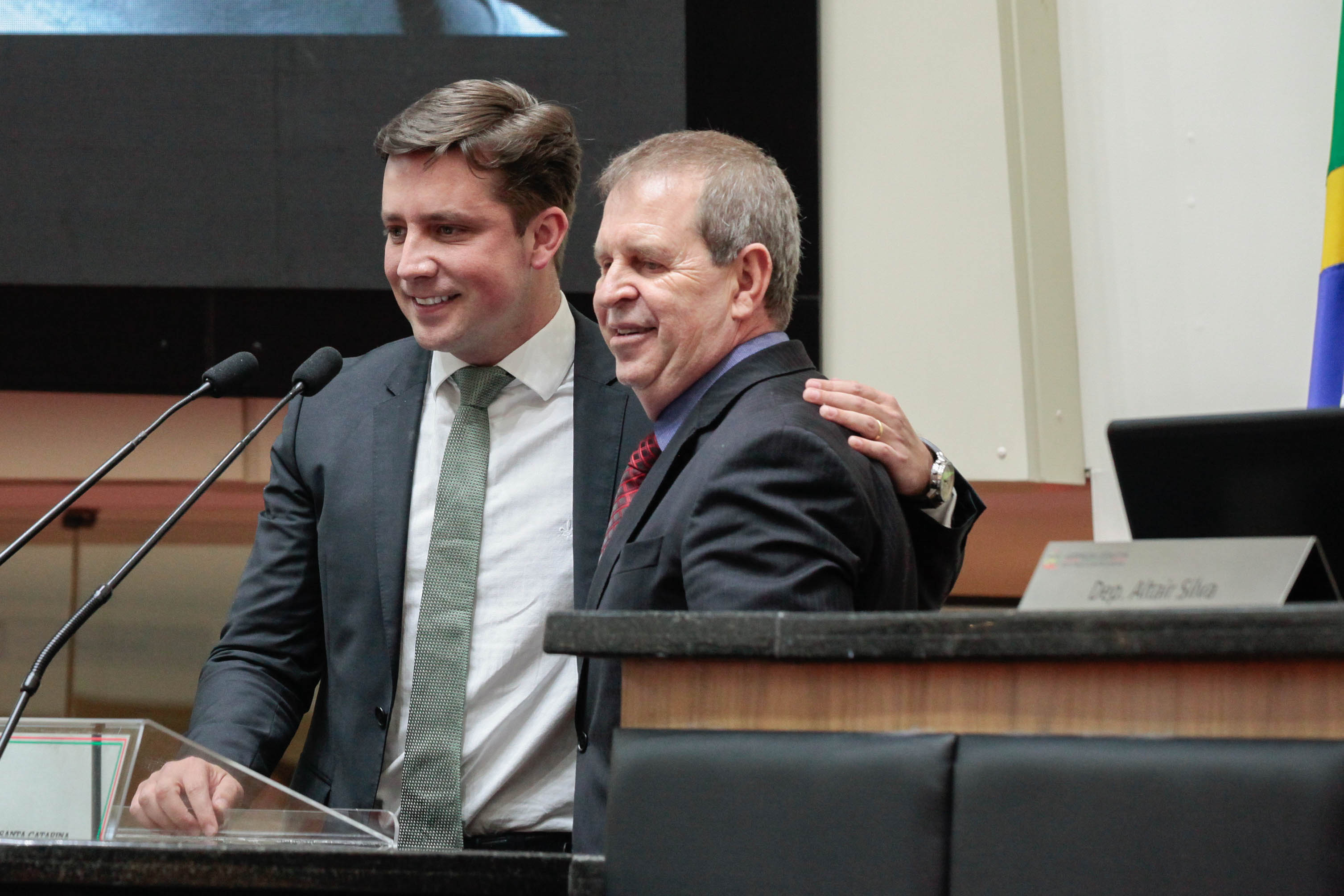 Prefeito Fabrício Oliveira (PSB) e Deputado Maurício Eskudlark (PR)