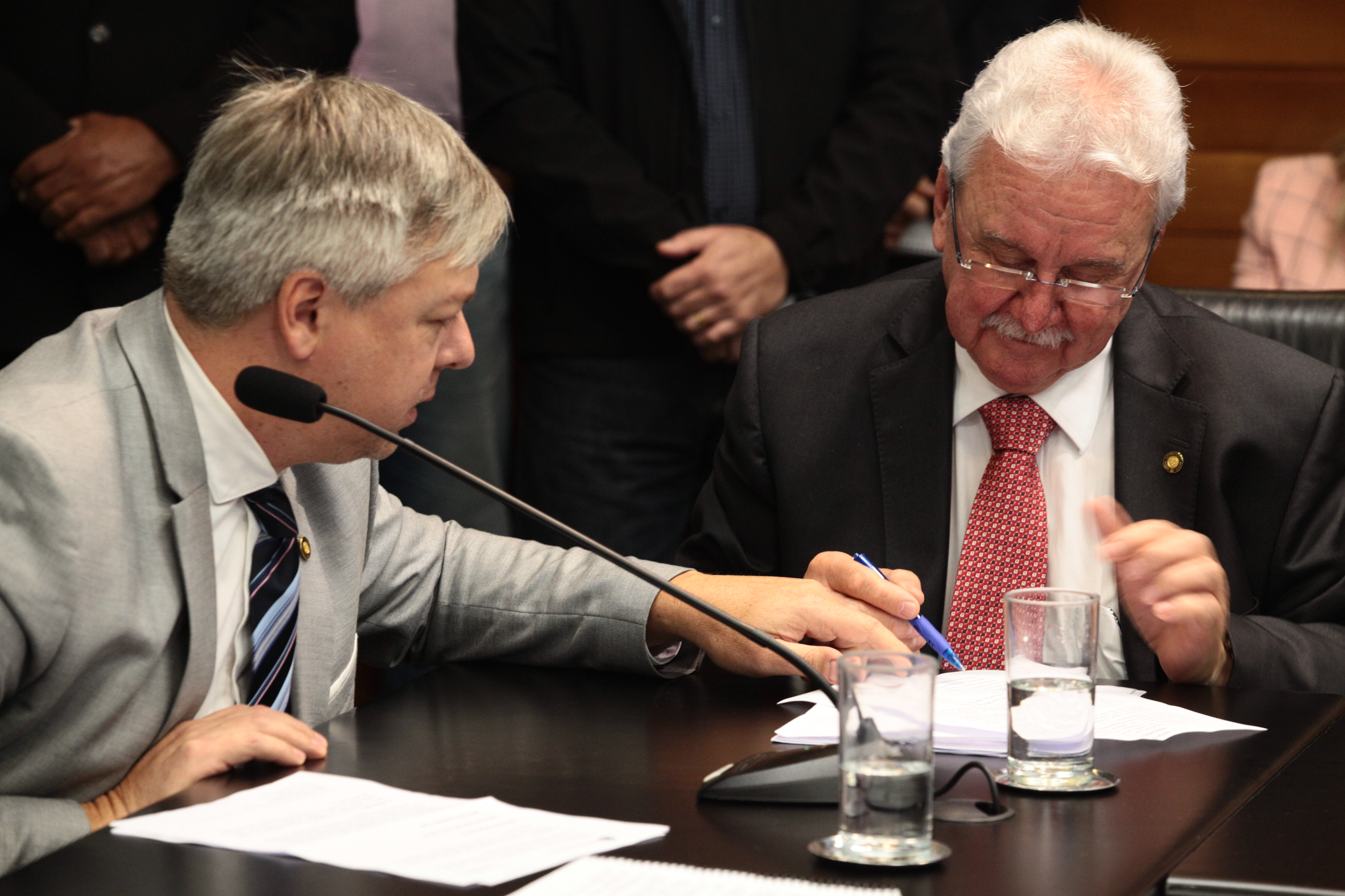 Comissão de Finanças e Tributação - Deputado Fabiano da Luz (PT) e deputado Moacir Sopelsa (MDB)