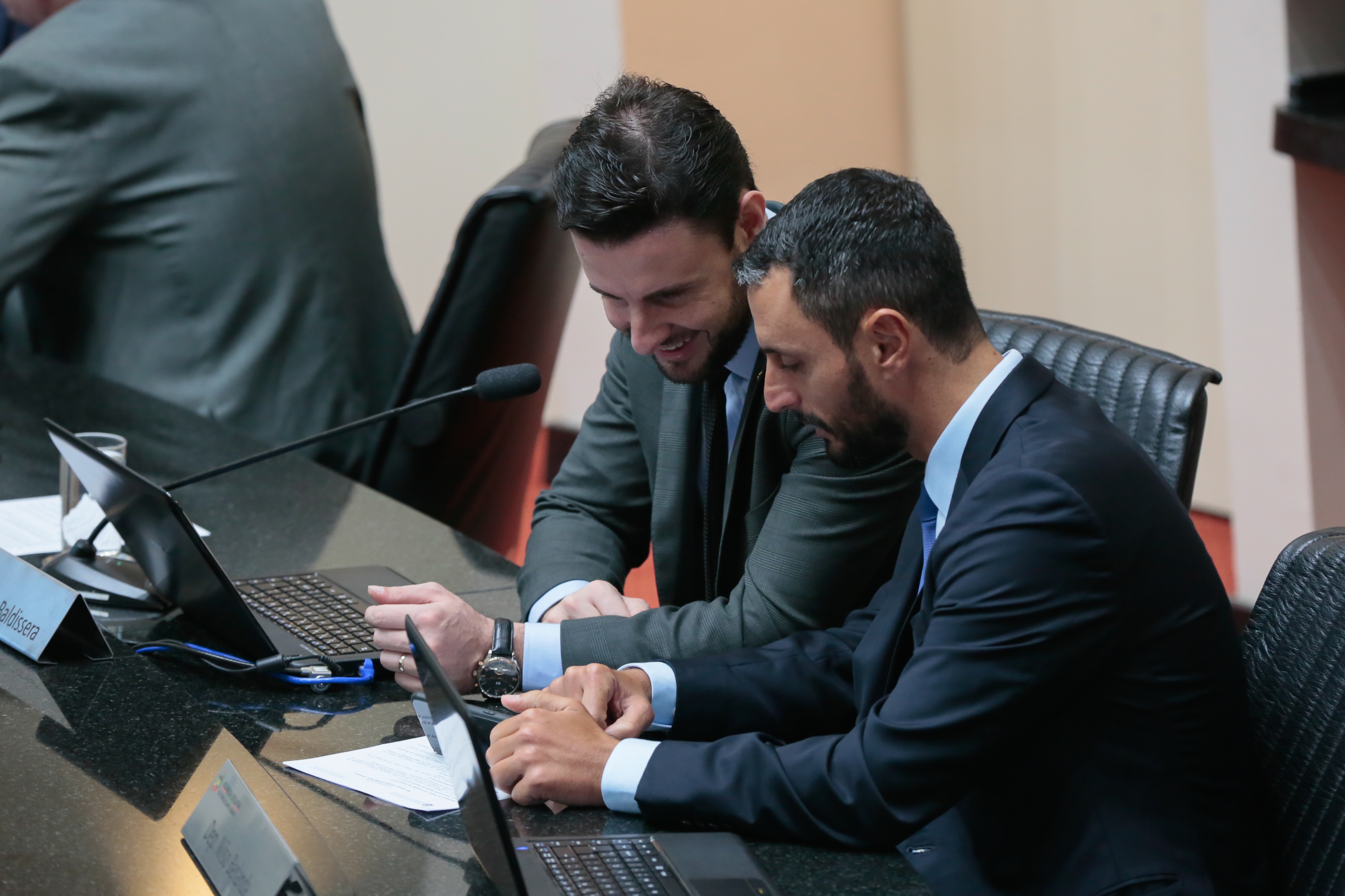 Sessão Ordinária - Deputado João Amin (PP) e Deputado Felipe Estevão (PSL)