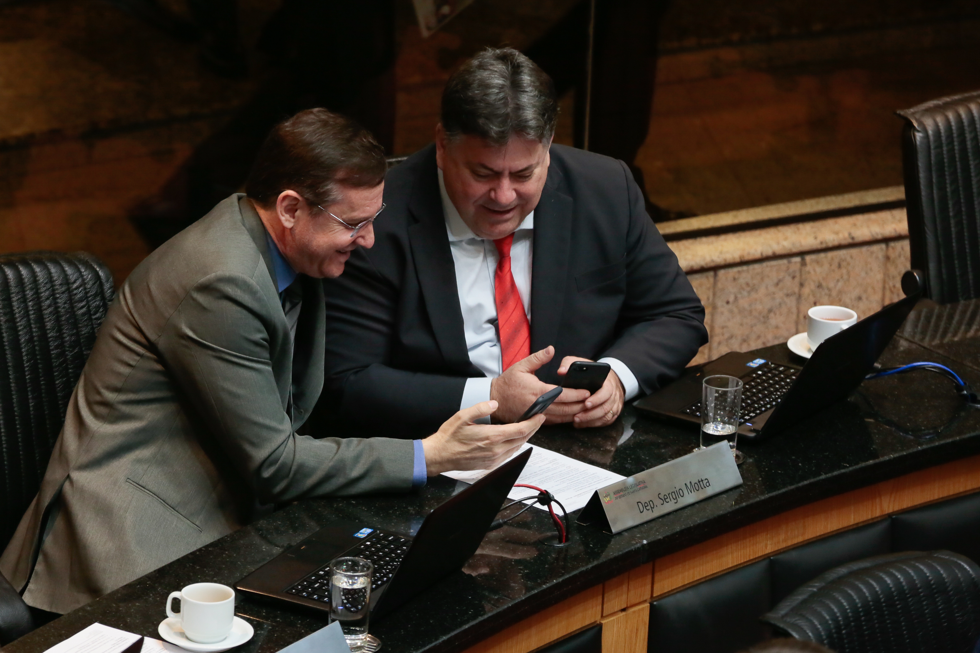 Sessão Ordinária - Deputado Sergio Motta (PRB)  e Deputado Jair Miotto (PSC)