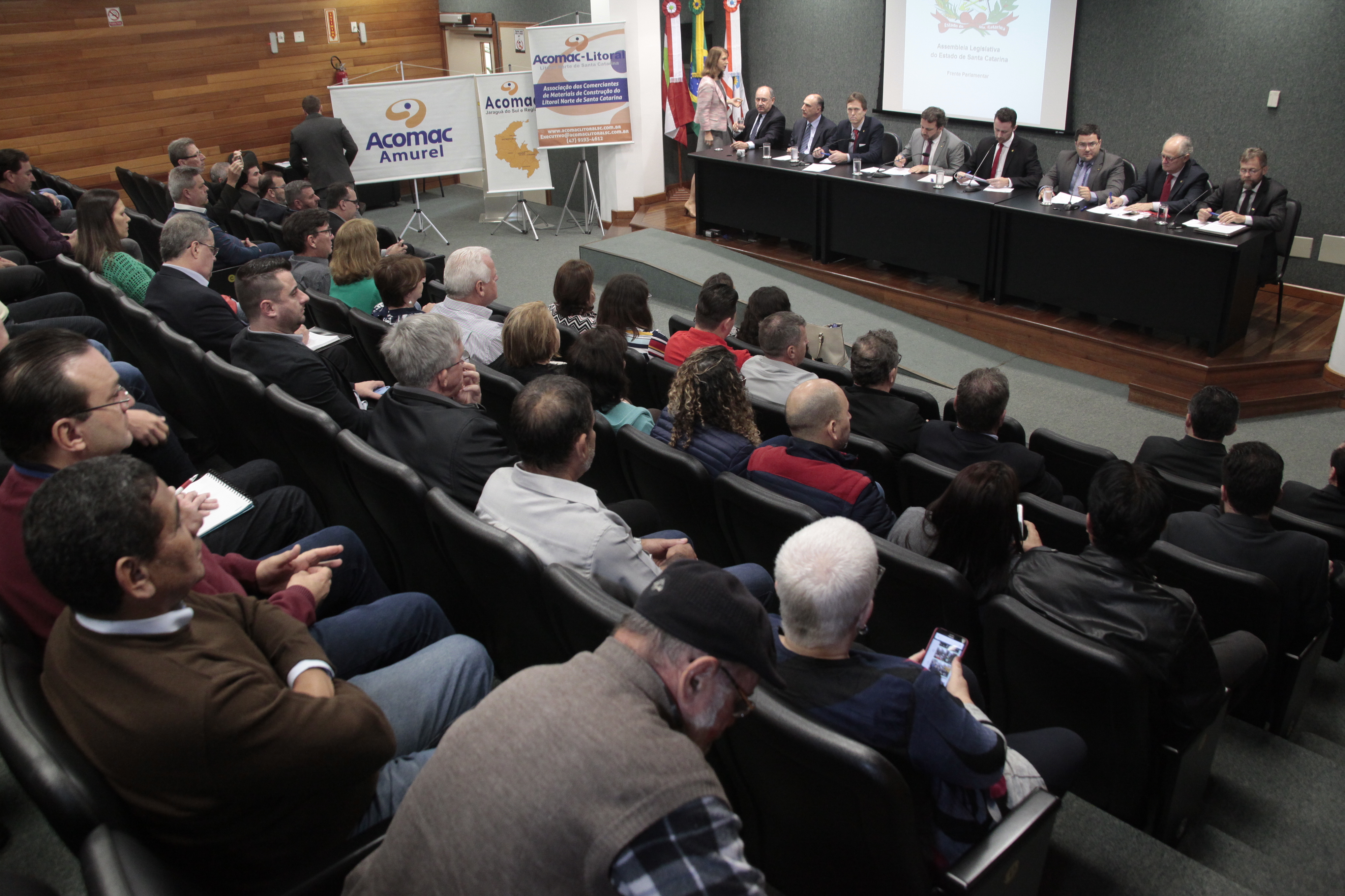 Frente Parlamentar do Material de Construção