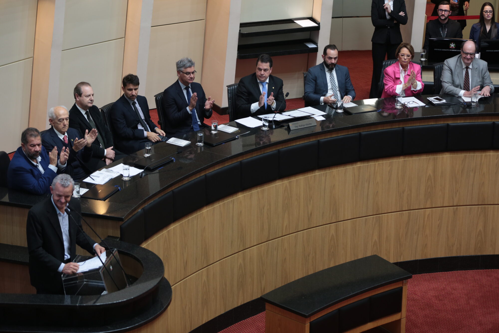 Evento contou com a presença de diversas lideranças políticas e representantes de poderes, órgãos públicos e entidades de classe.