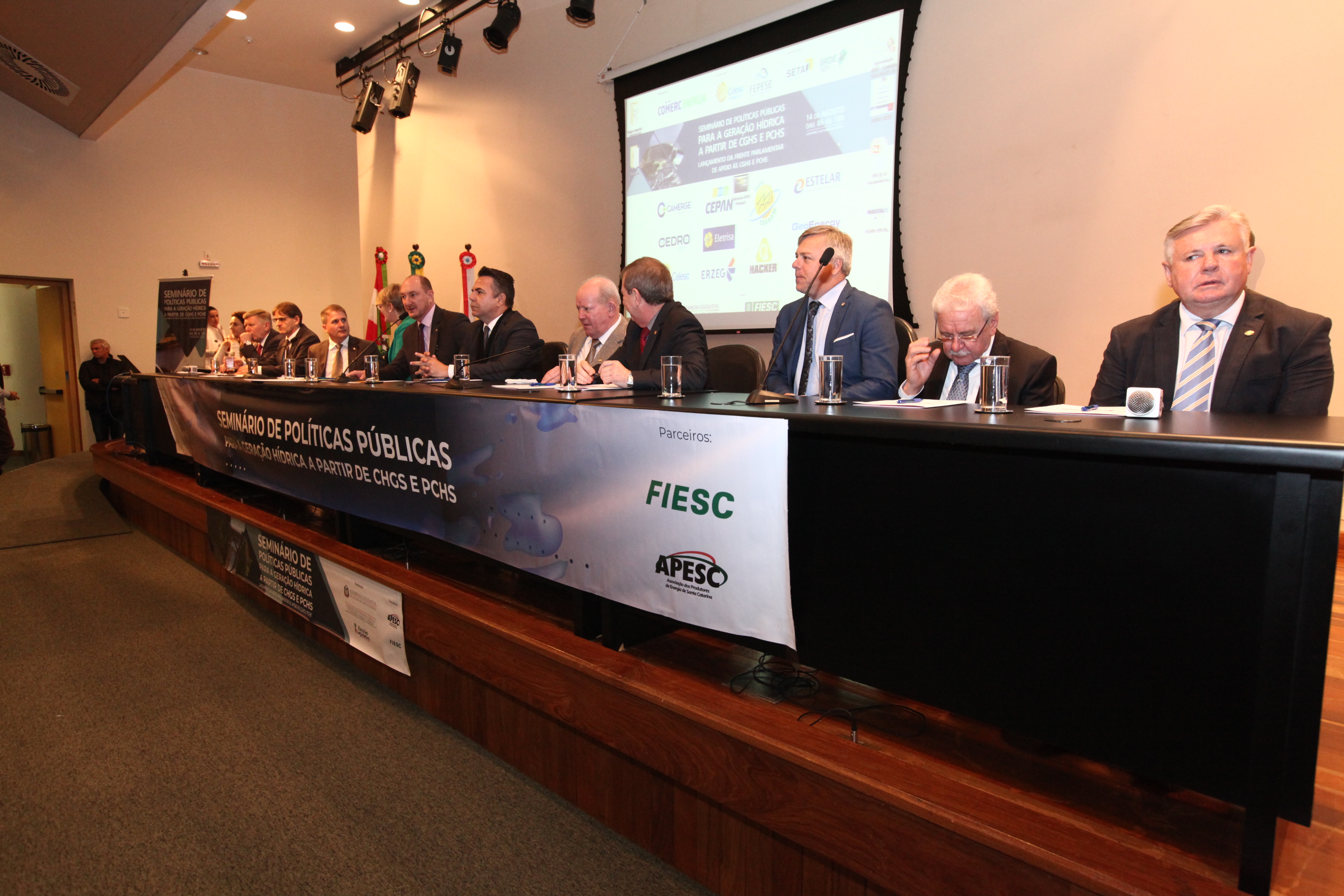 Seminário _ Políticas Públicas para Geração hídrica a Partir de CGHs e PCHs