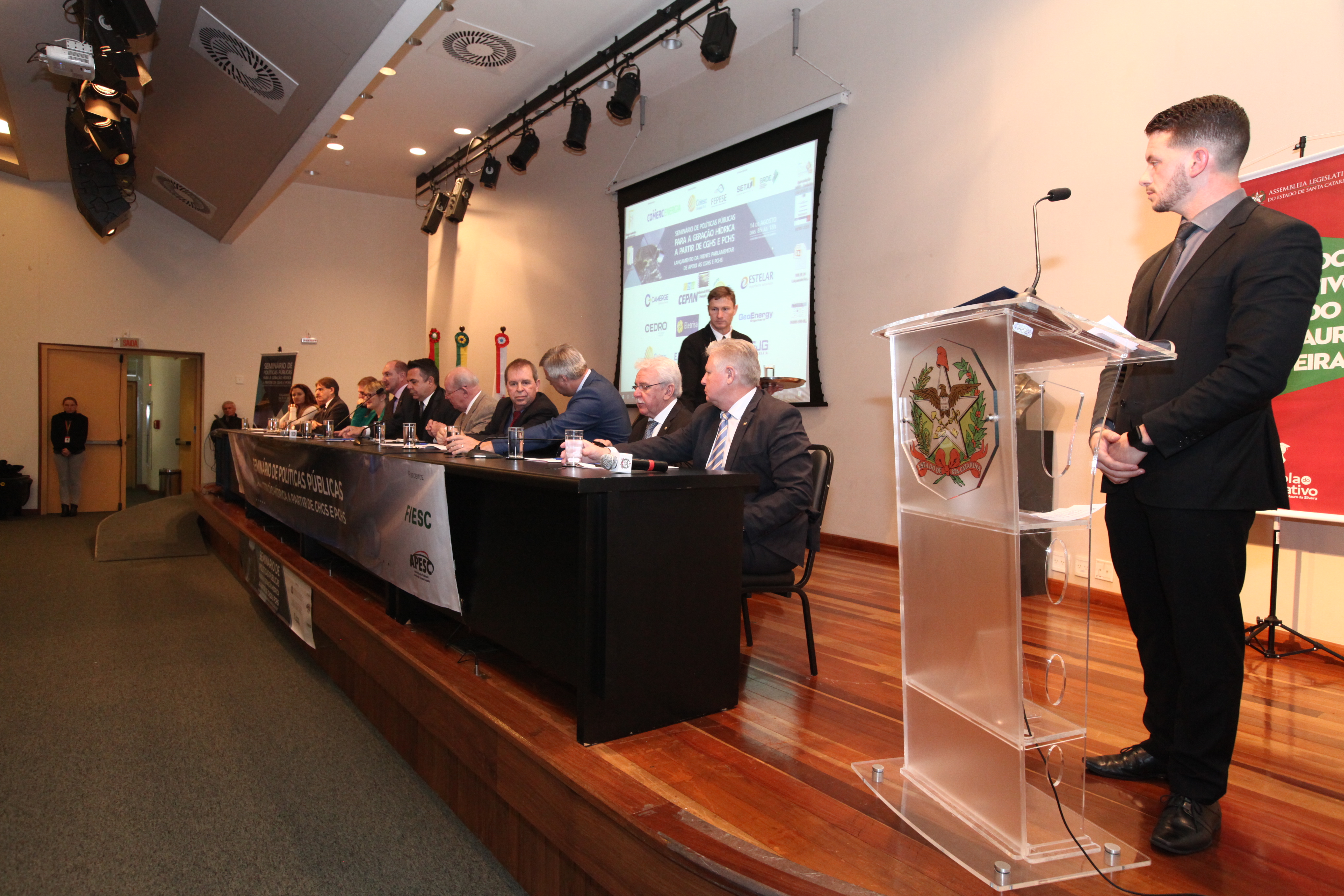 Seminário _ Políticas Públicas para Geração hídrica a Partir de CGHs e PCHs