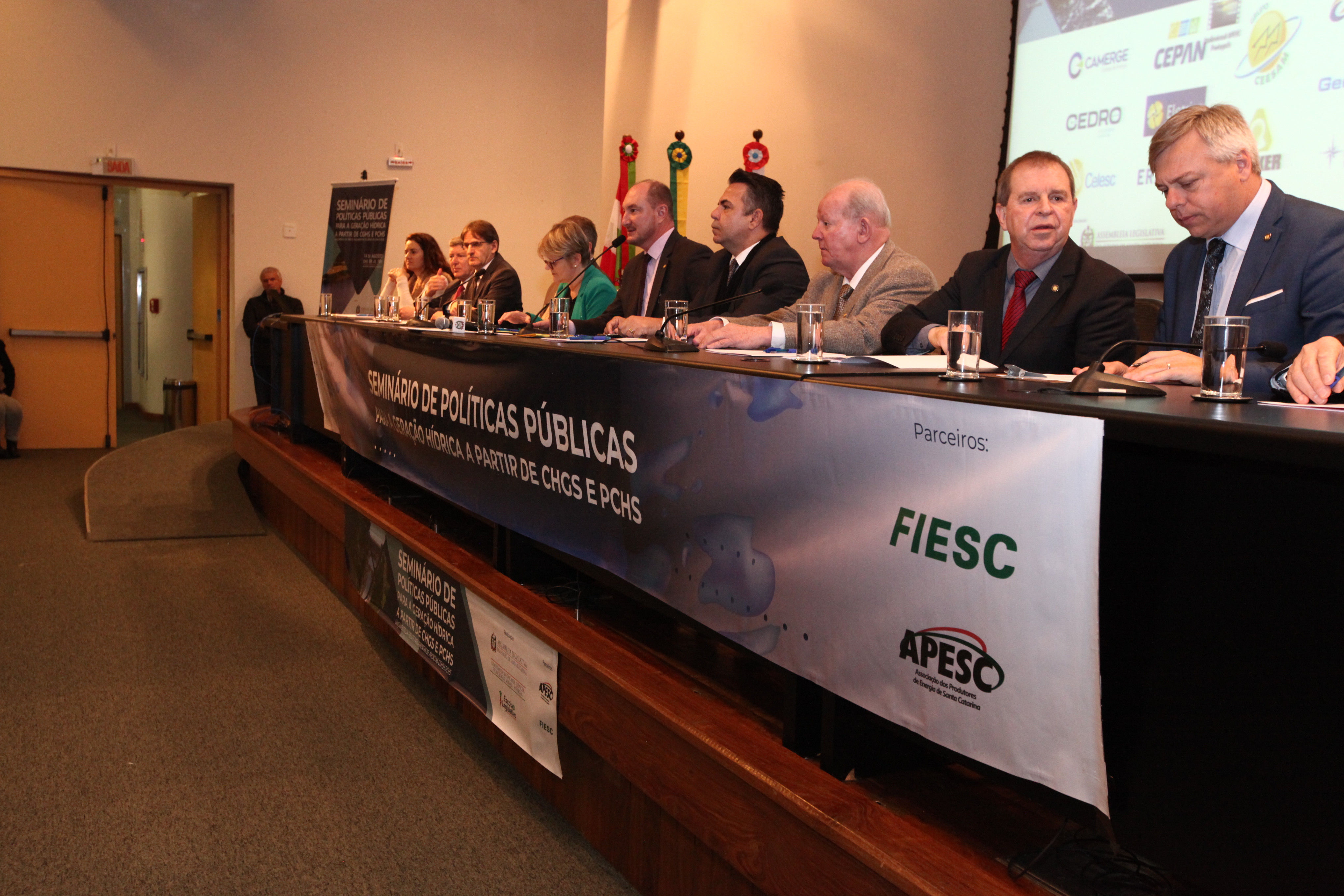 Seminário _ Políticas Públicas para Geração hídrica a Partir de CGHs e PCHs