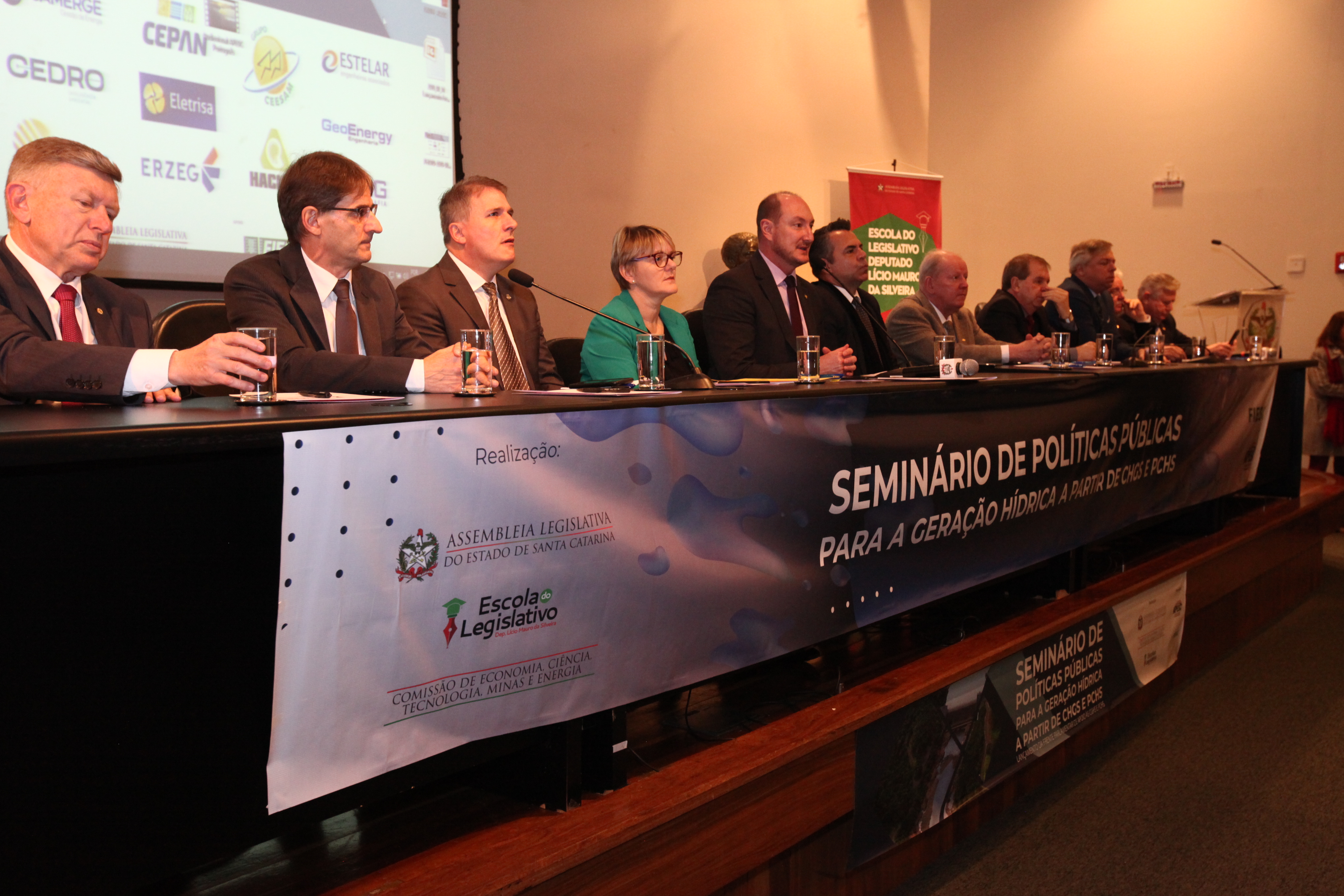 Seminário _ Políticas Públicas para Geração hídrica a Partir de CGHs e PCHs