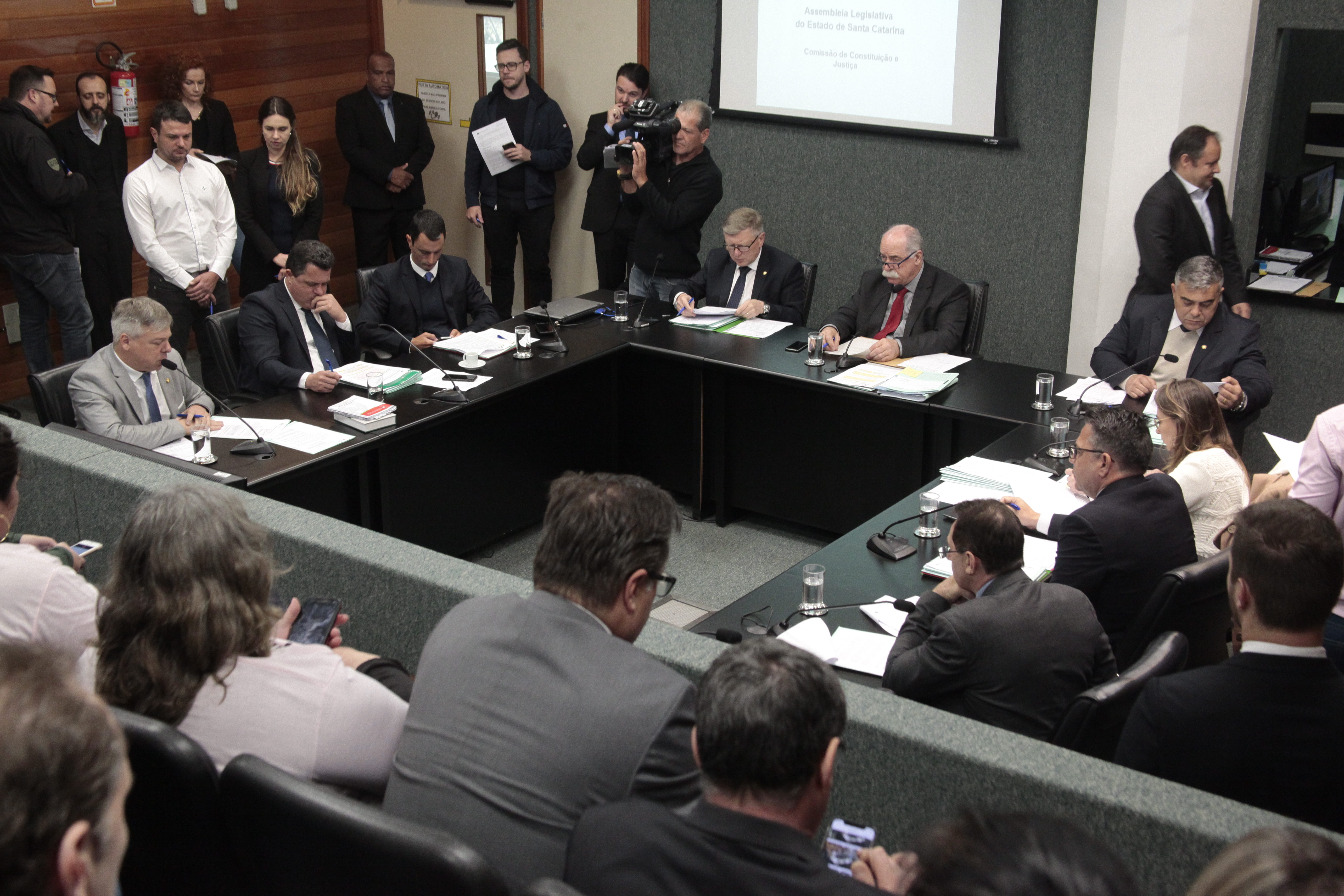 Comissão de Constituição e Justiça