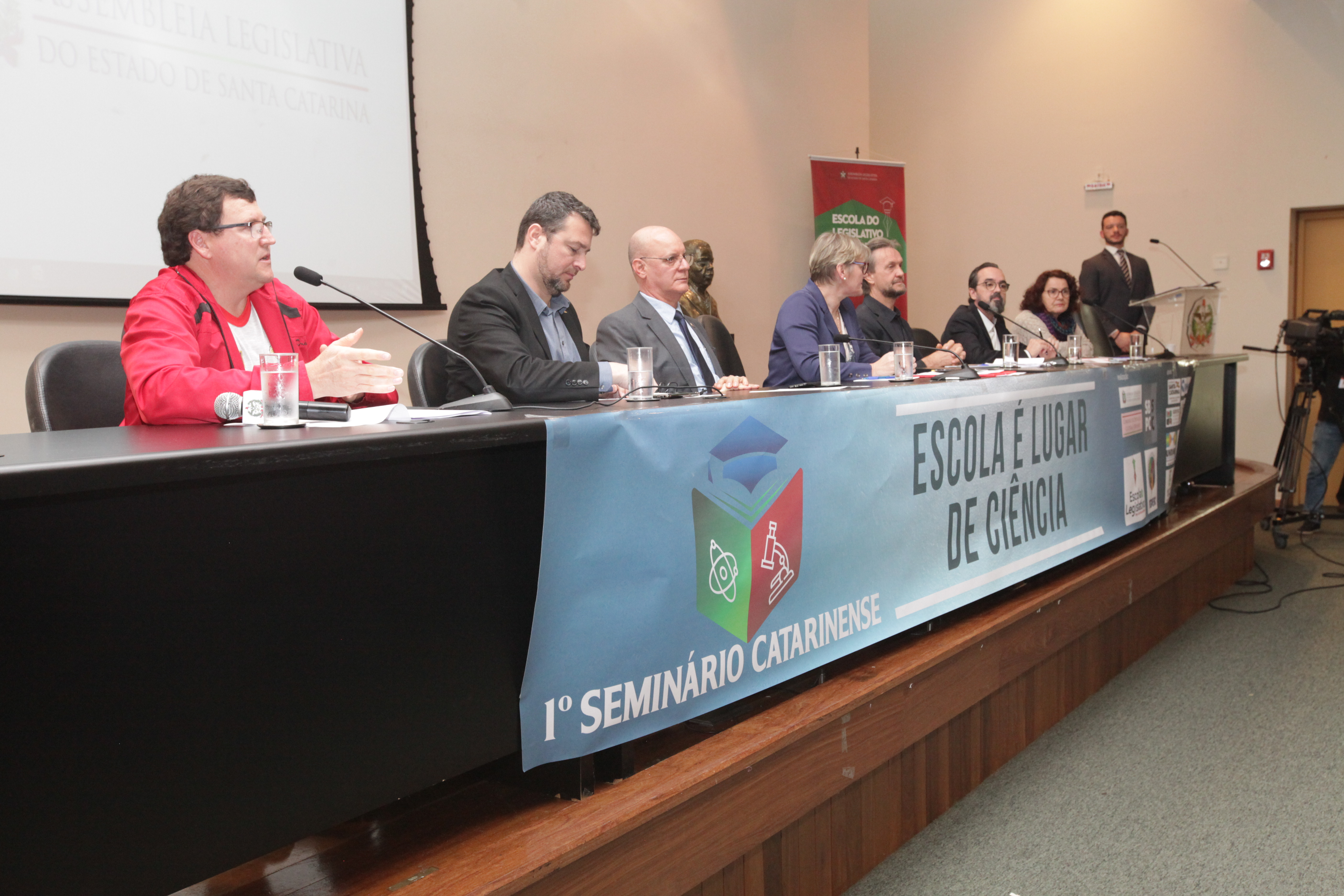 I Seminário Inovação Científica na Escola