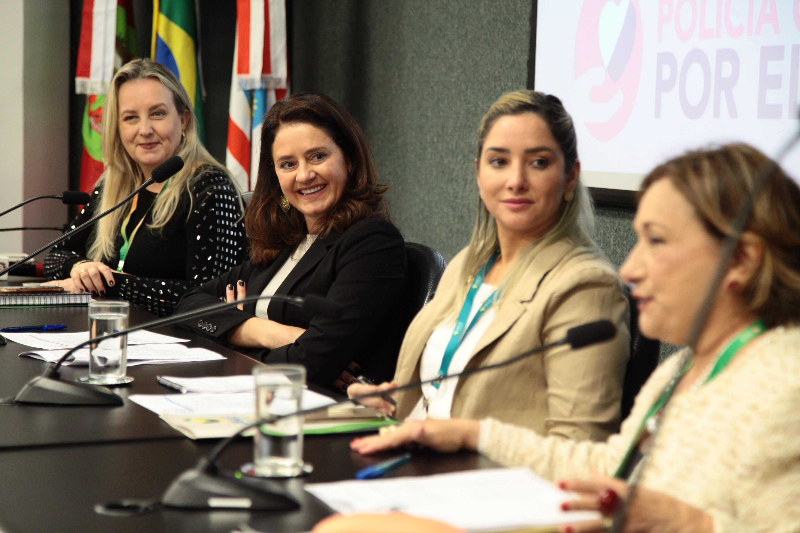 UNALE - Grupo de Trabalho sobre Violência contra a Mulher