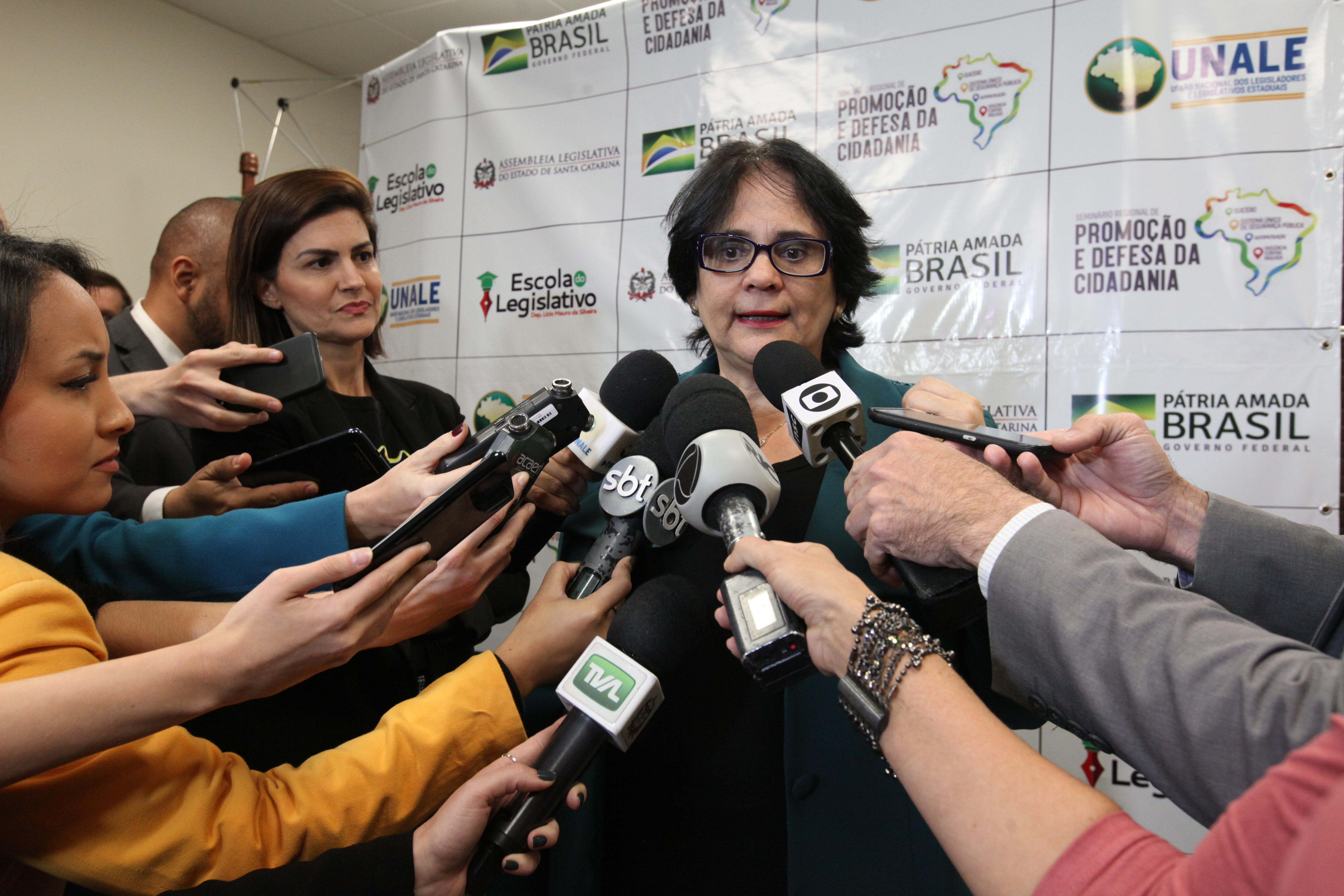 Coletiva Ministra Damares Regina Alves