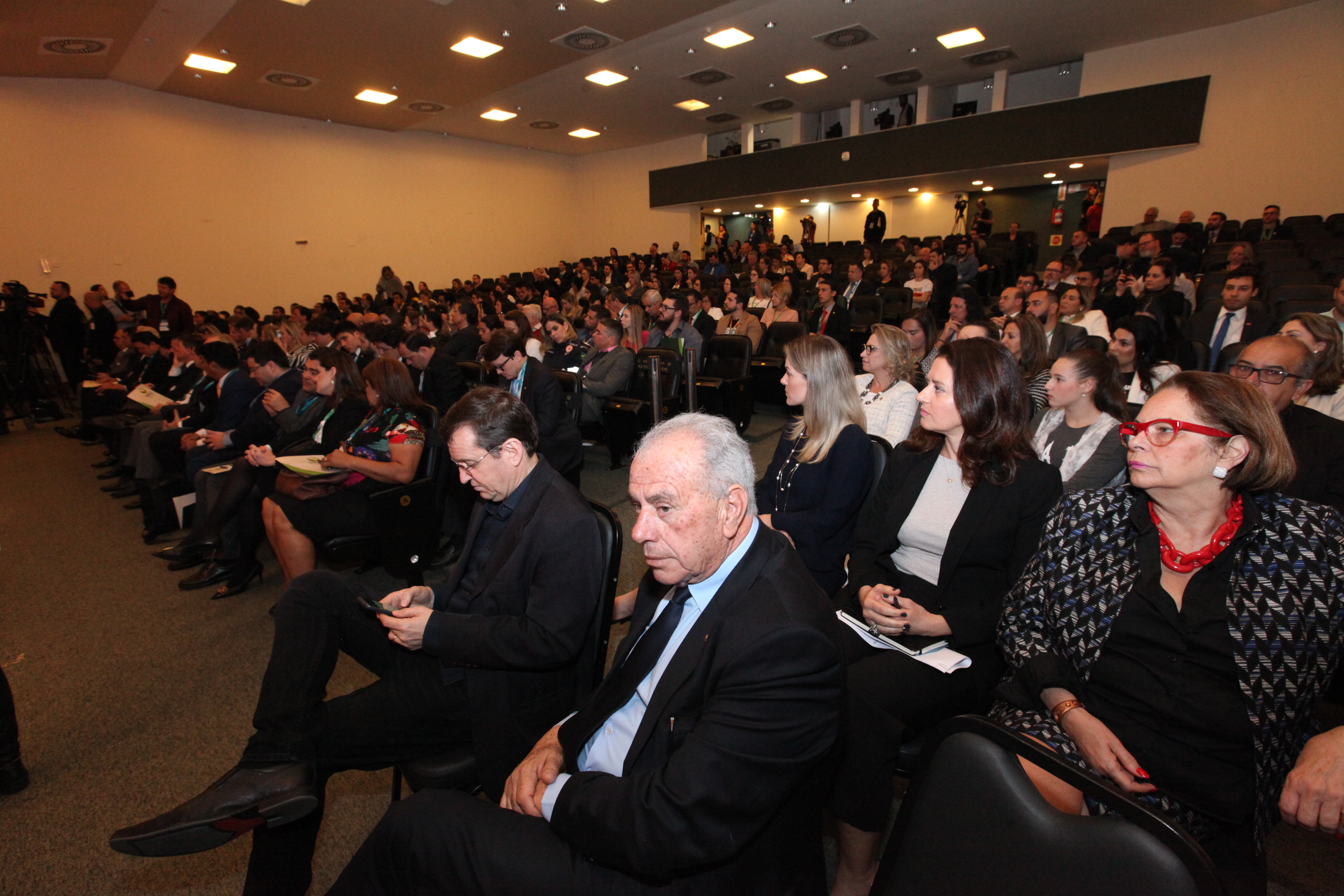 Damares Regina Alves _Ministra de Estado da Mulher da Família e de Direitos Humanos