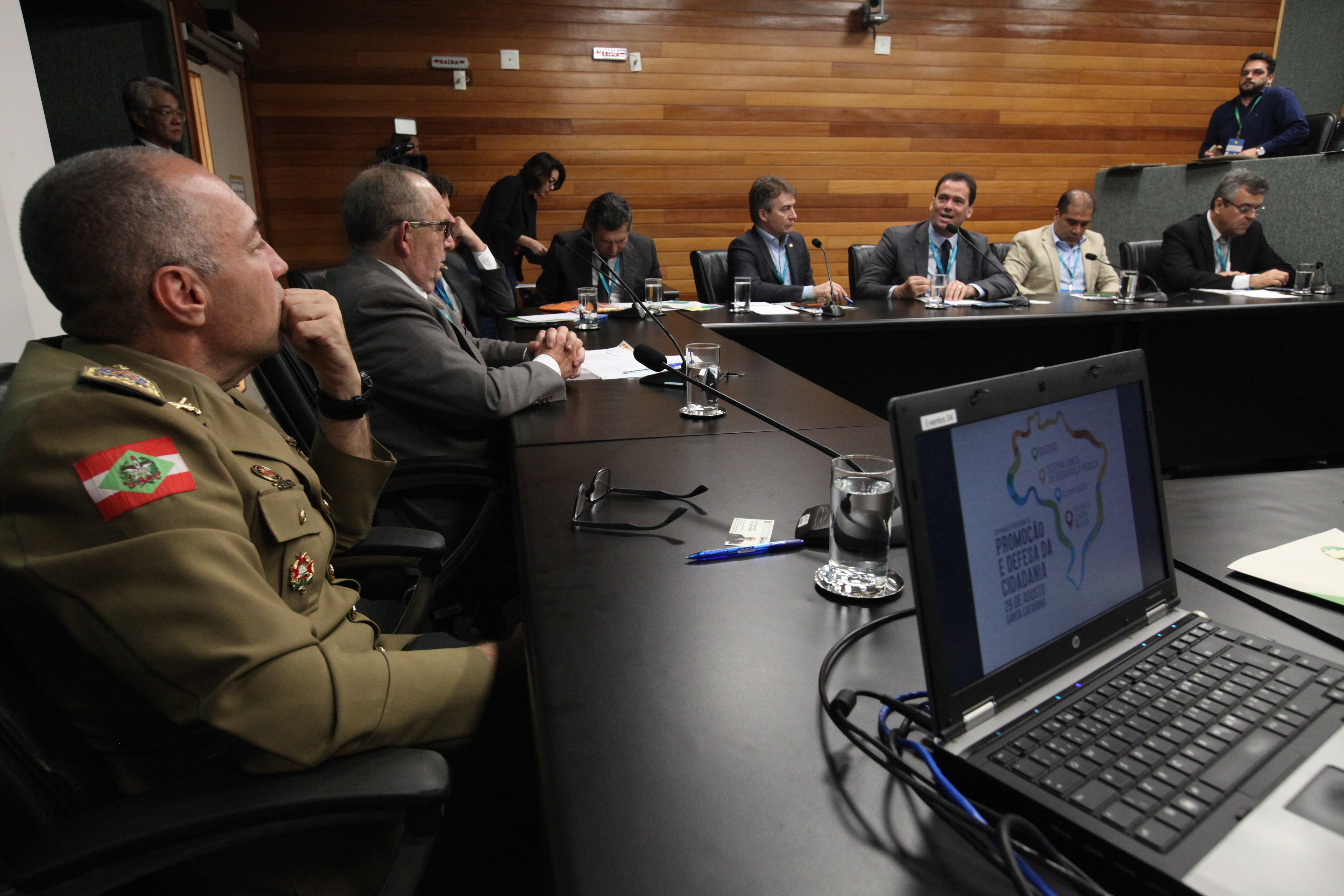 Seminário de Promoção e Defesa da Cidadania_ Violência Contra Mulher
